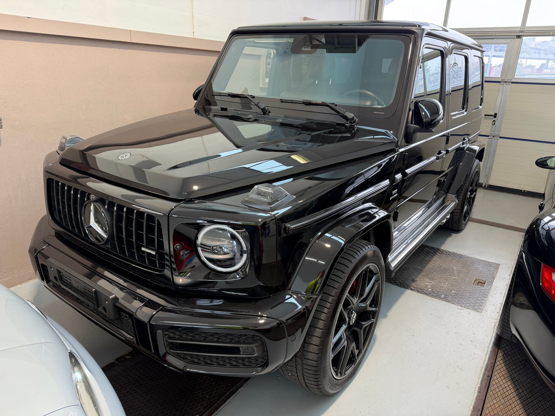 MERCEDES-BENZ MB-G 63 AMG "CH AUTO" "NEU AB MFK" SPEEDSHIFT PLUS G-TRONIC. VOLL AUSSTATTUNG !! UNFALLFREI MIT AHK.