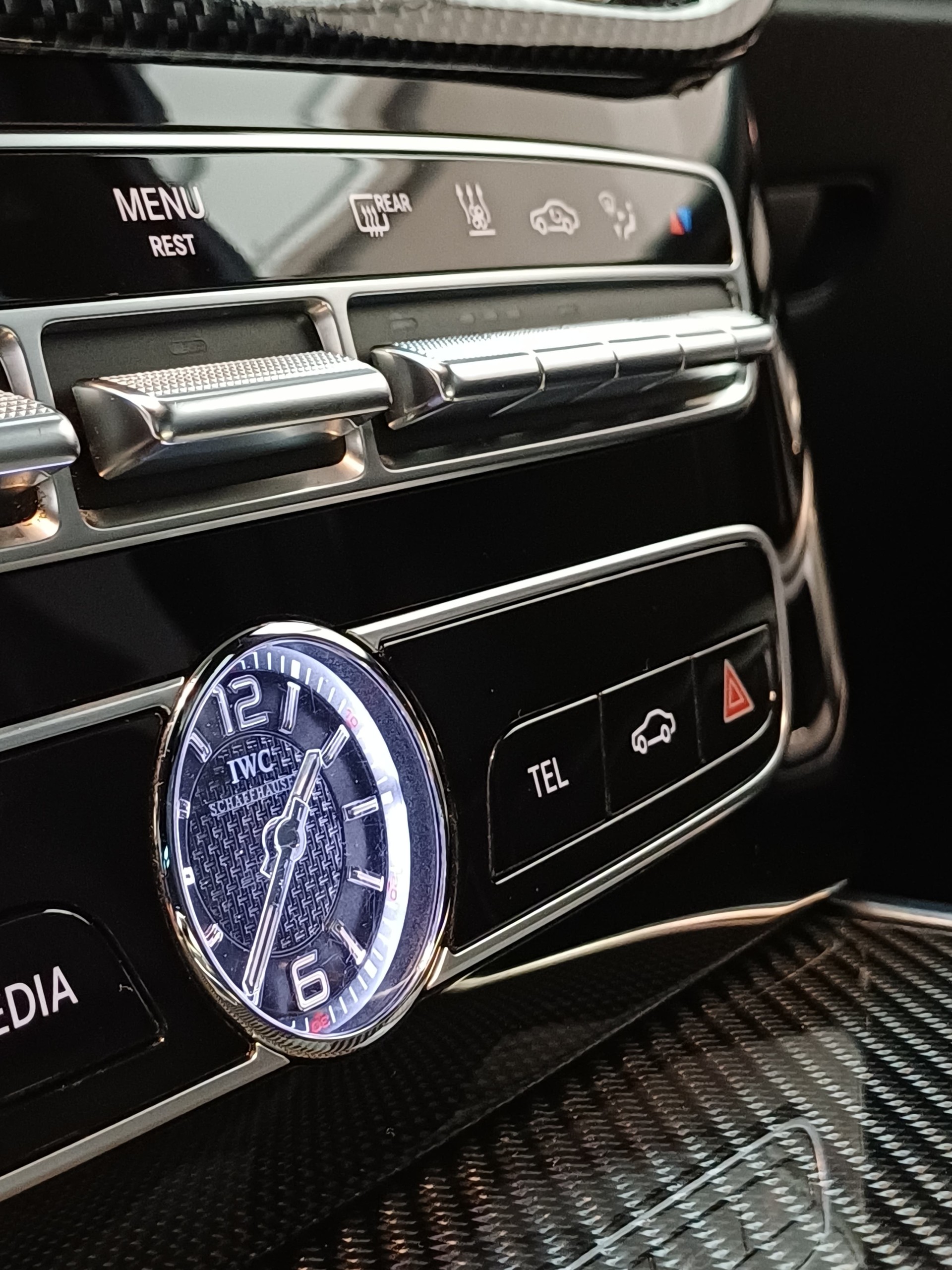 MERCEDES-BENZ MB-G 63 AMG "CH AUTO" "NEU AB MFK" SPEEDSHIFT PLUS G-TRONIC. VOLL AUSSTATTUNG !! UNFALLFREI MIT AHK.-image-28