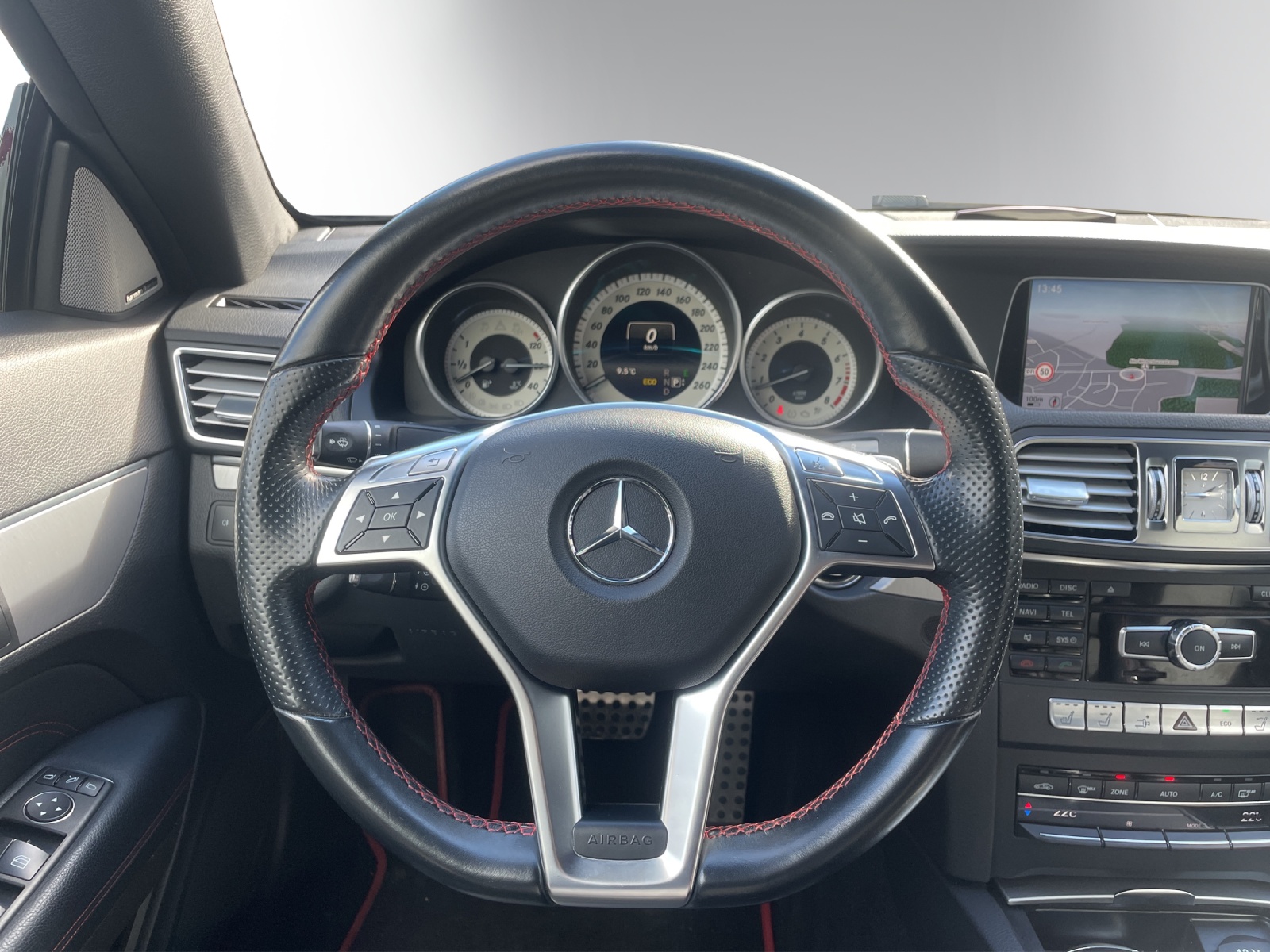 MERCEDES-BENZ E 250 7G-Tronic-image-14