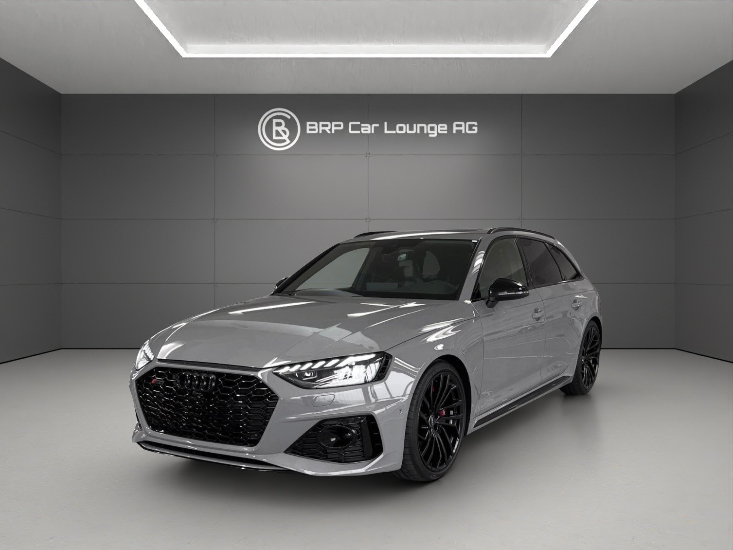 AUDI RS4 Avant quattro tiptronic