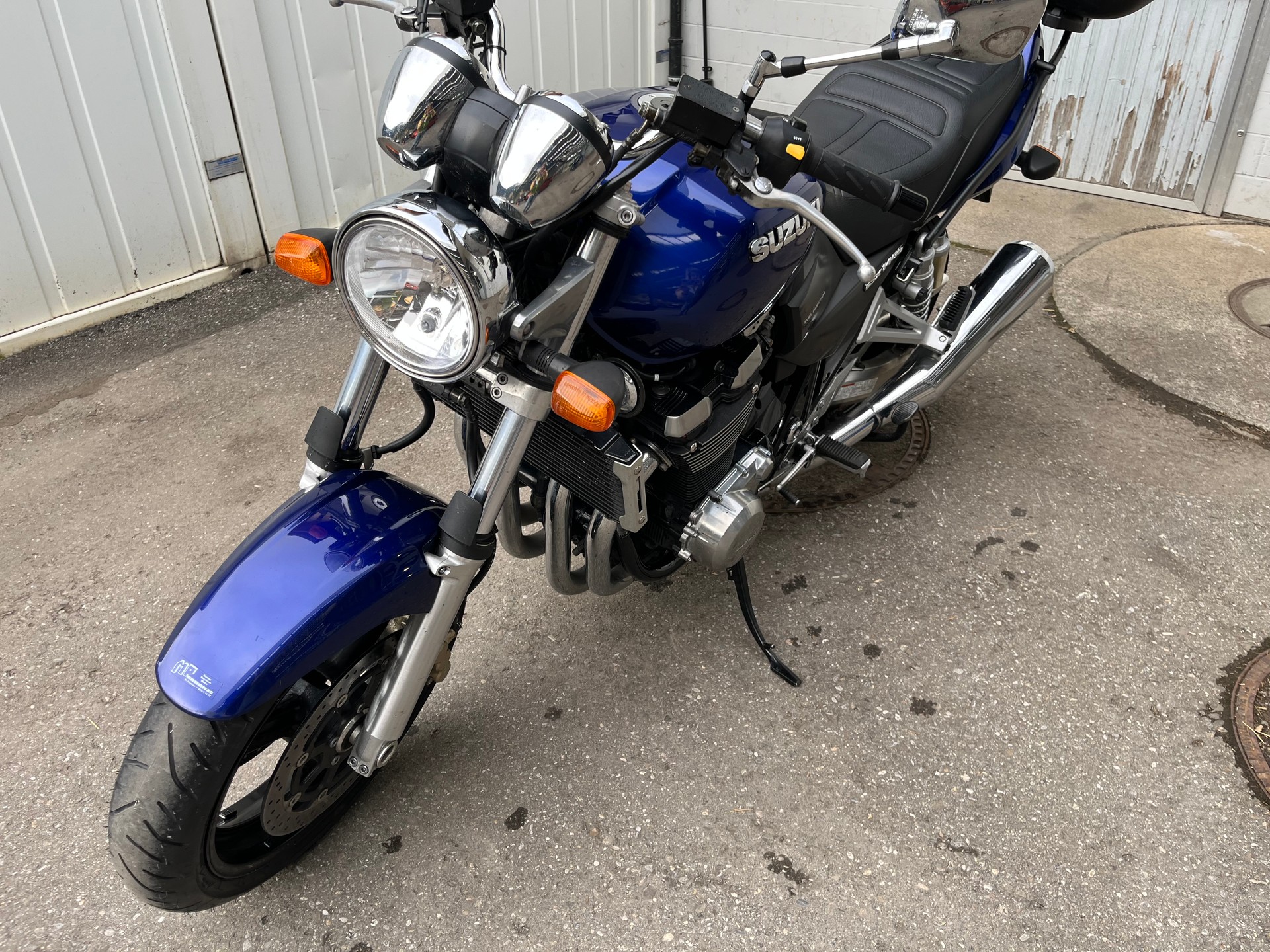 SUZUKI GSX 1400 K2-image-2