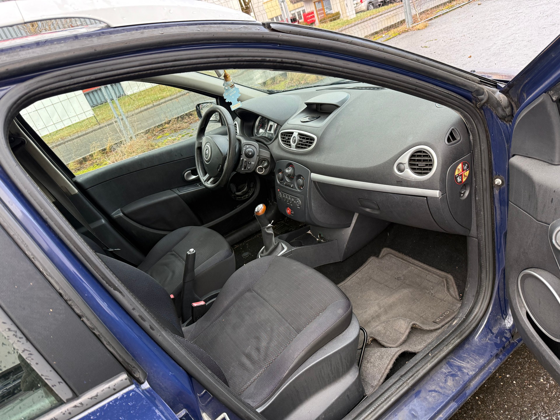 RENAULT Clio Grandtour 1.5 dCi Dynamique-image-8