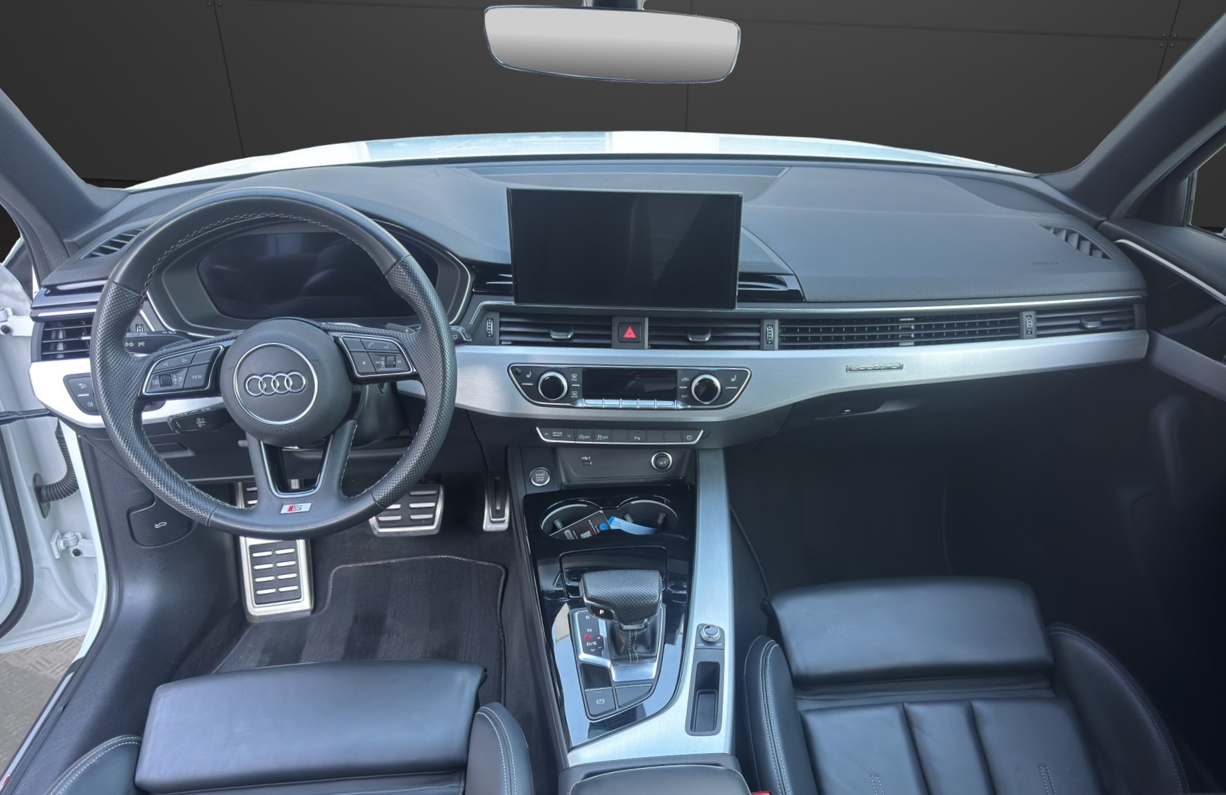 AUDI A4 Avant 40 TDI S line quattro S-tronic-image-8