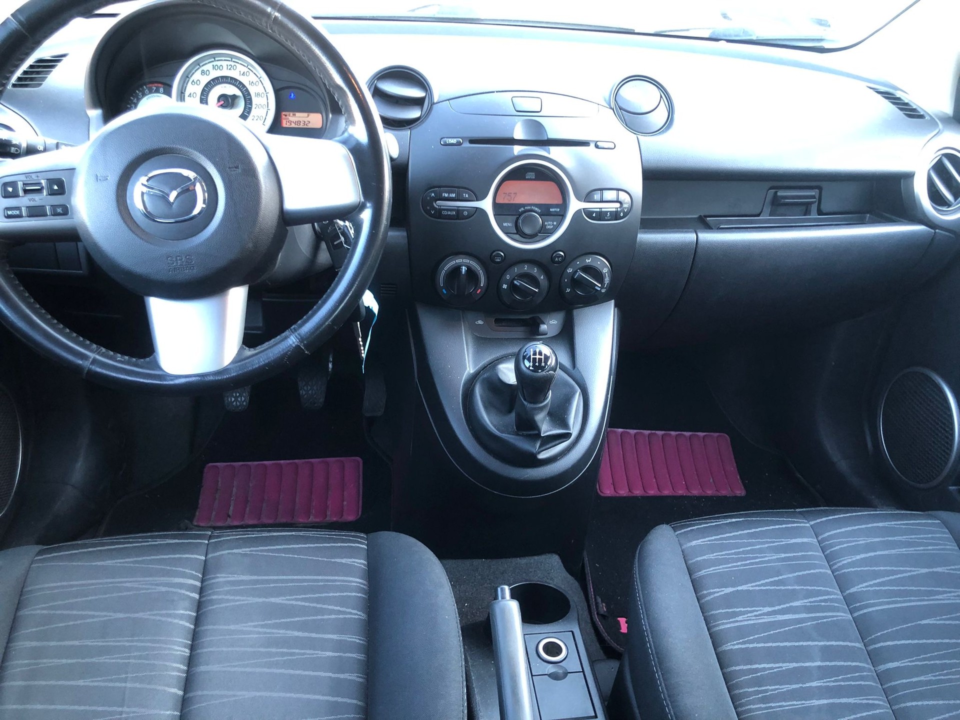 MAZDA 2 1.3i 16V Exclusive-image-7