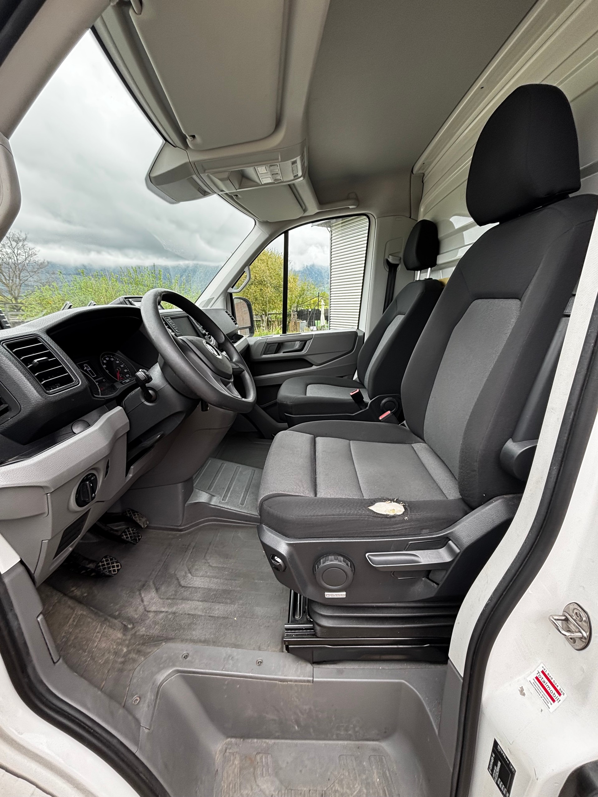 VW CRAFTER 50-image-8