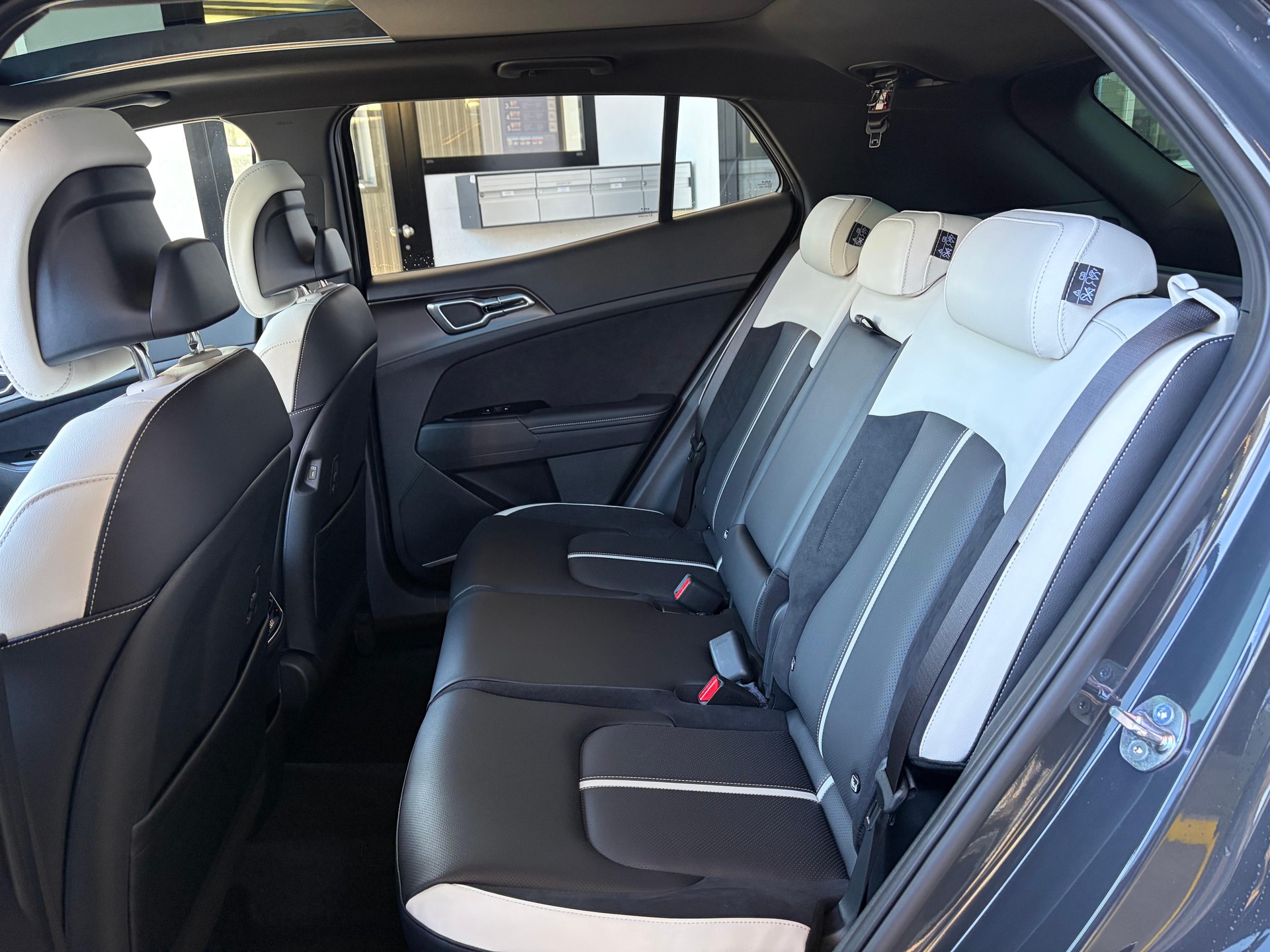 KIA Sportage 1.6 T GT-Line-image-5