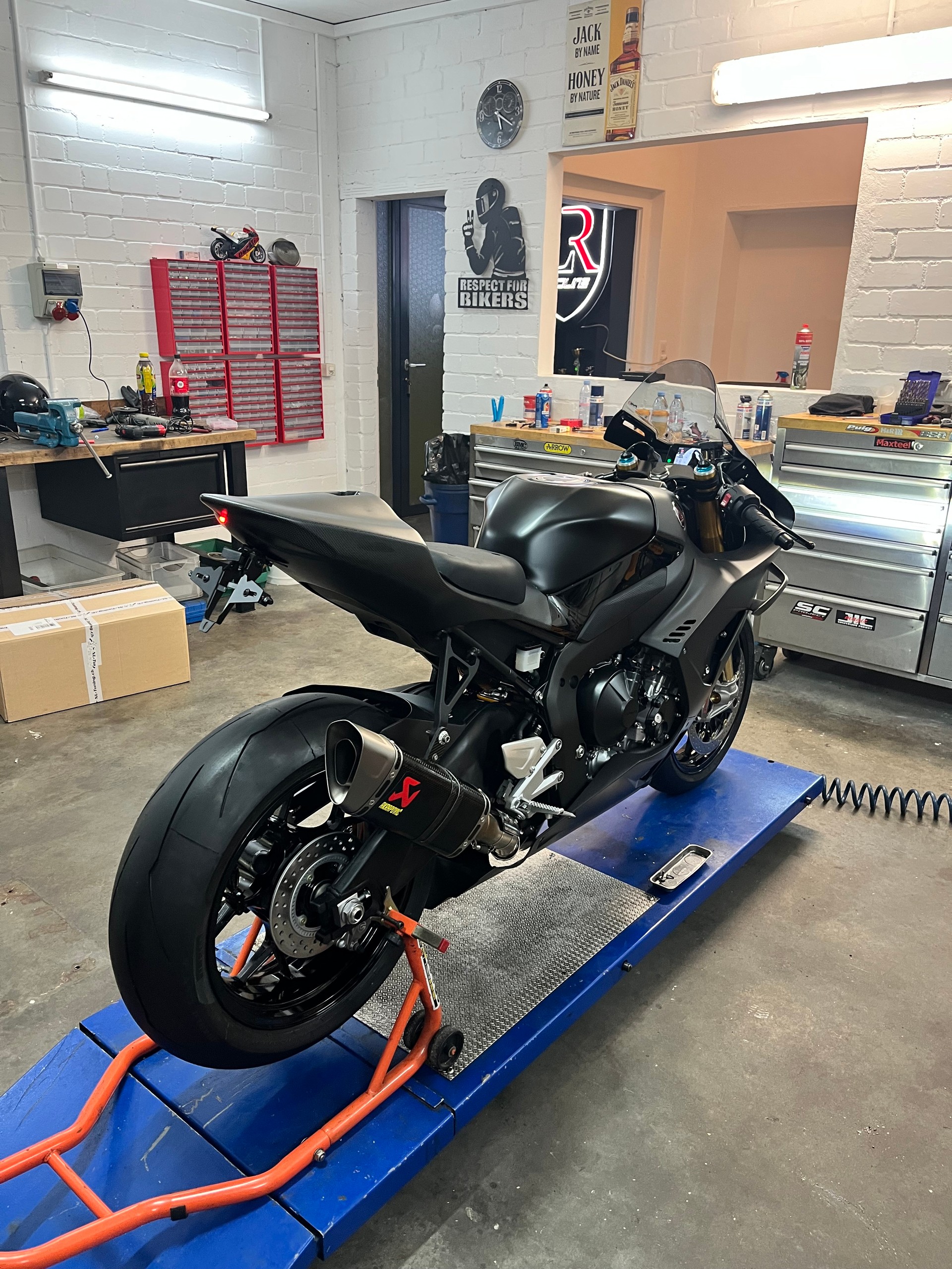 HONDA CBR 1000 RR-R Fireblade Carbon SP-image-2