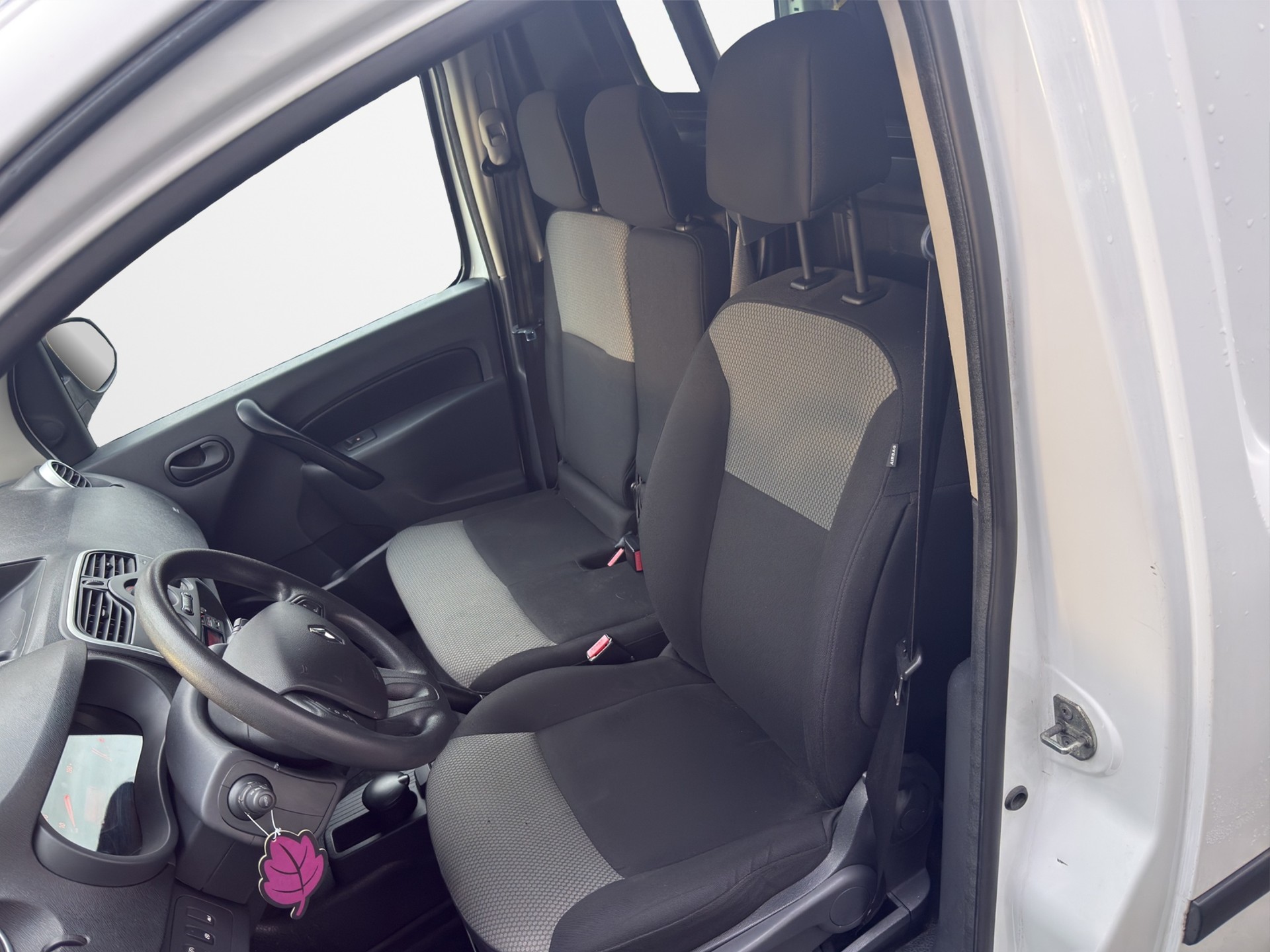 RENAULT Kangoo Medium dCi 90 ENERGY Business-image-11