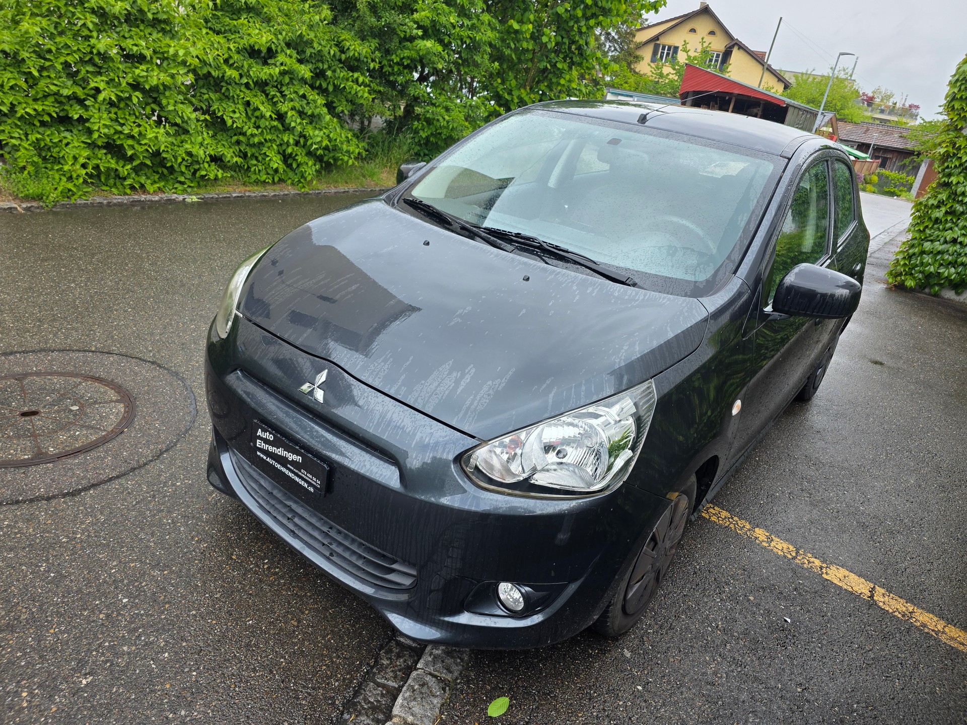 MITSUBISHI Space Star 1.0 Inform-showroom-element-1