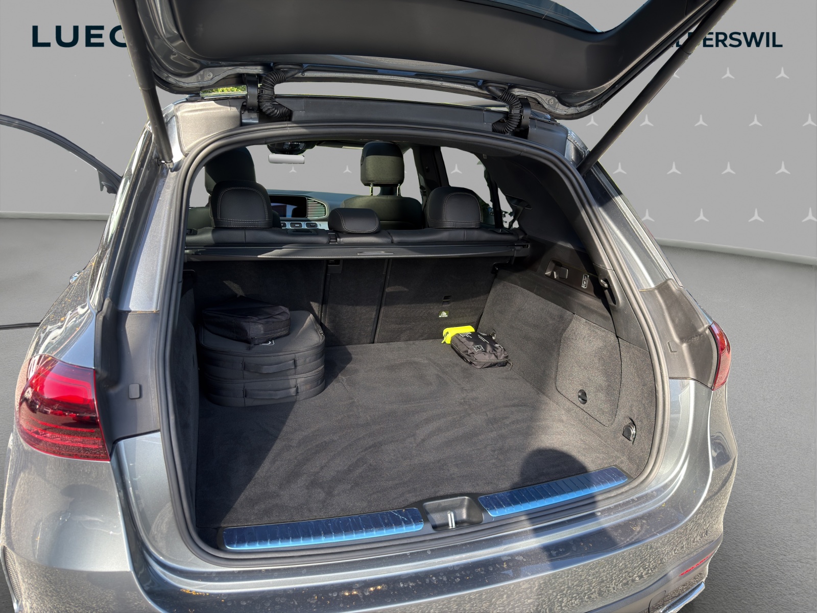 MERCEDES-BENZ GLE 350 de EQ Hybrid 4Matic 9G-Tronic EQ Star-image-13