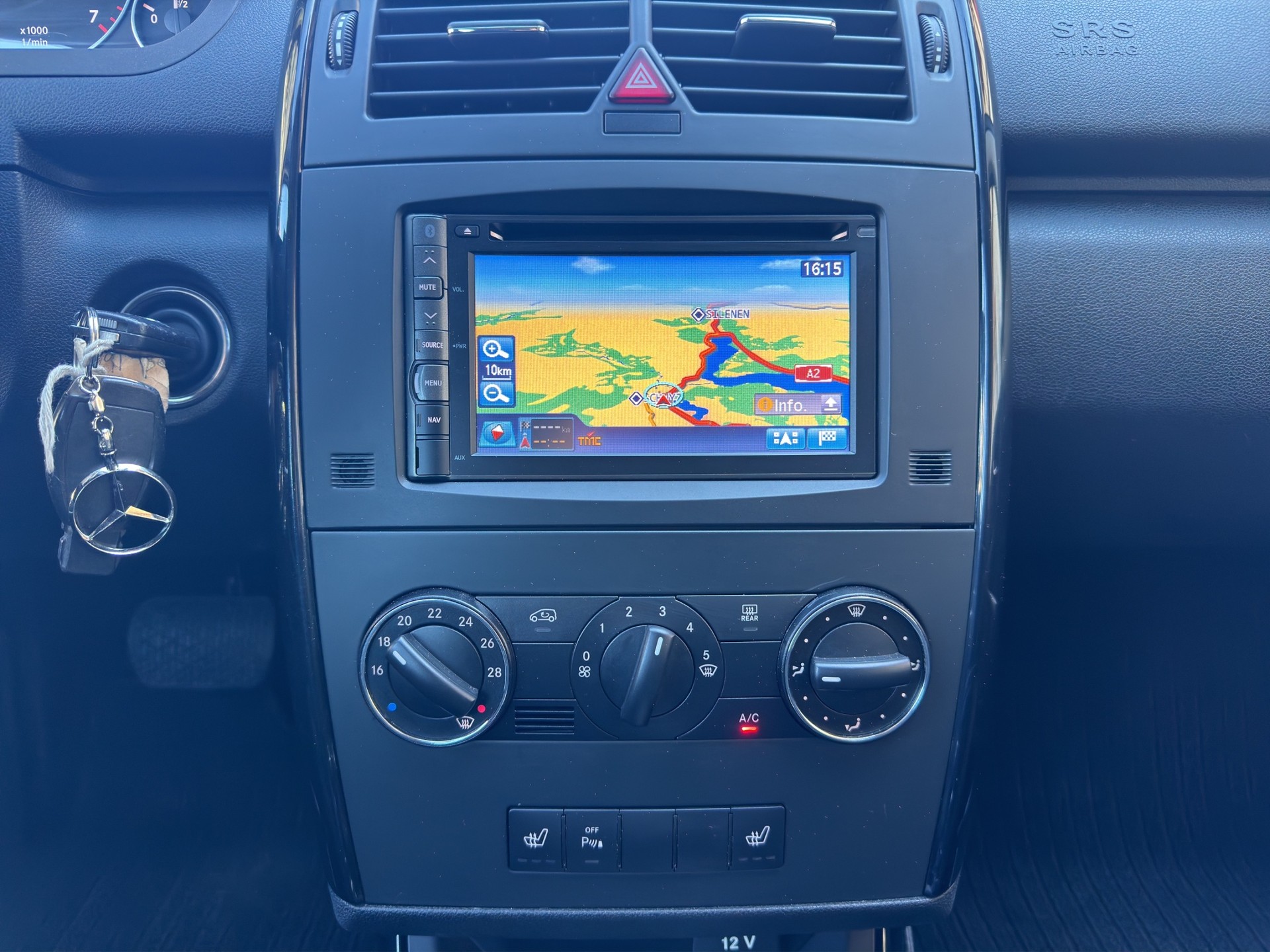 MERCEDES-BENZ A 160 Leader Autotronic-image-5