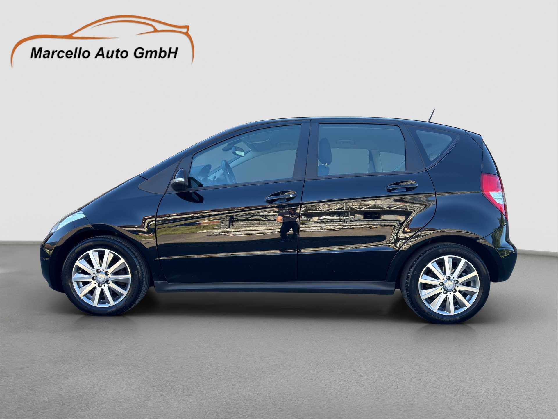 MERCEDES-BENZ A 160 Leader Autotronic-image-1