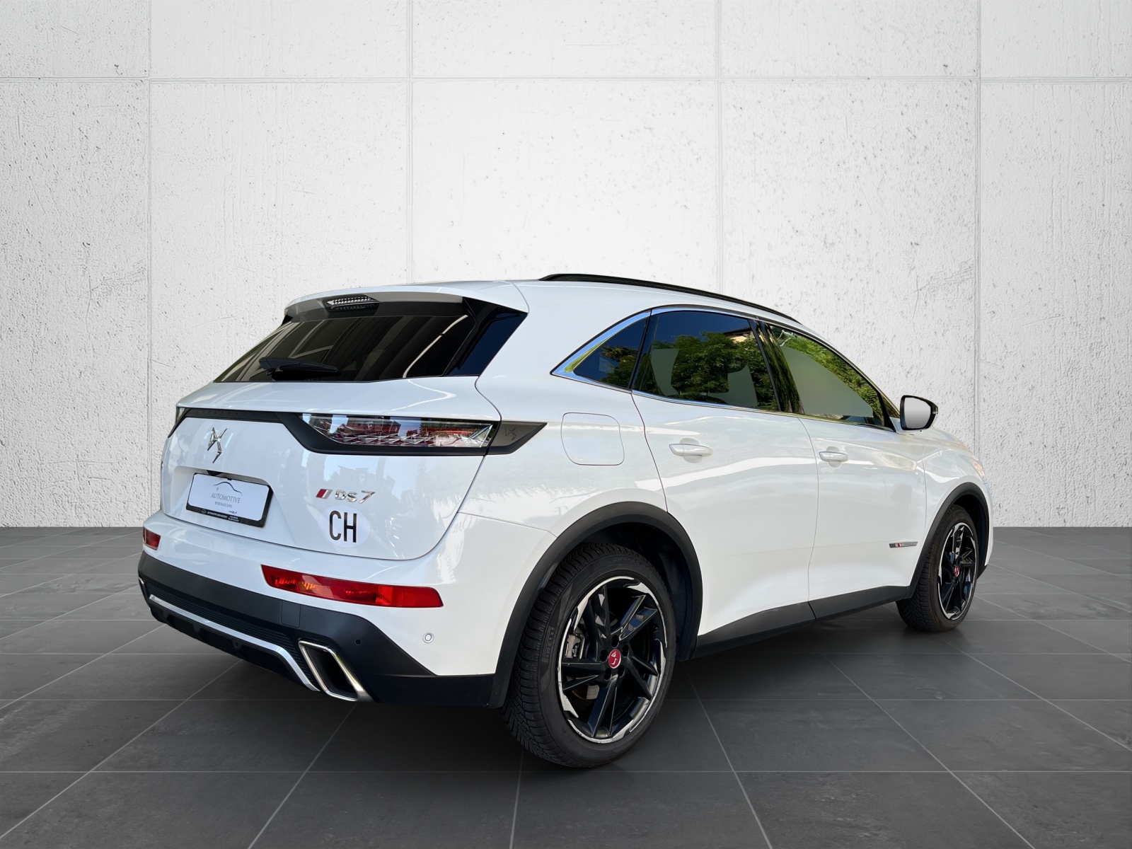 DS AUTOMOBILES DS 7 Crossback E-Tense 300 Performance Line-image-5