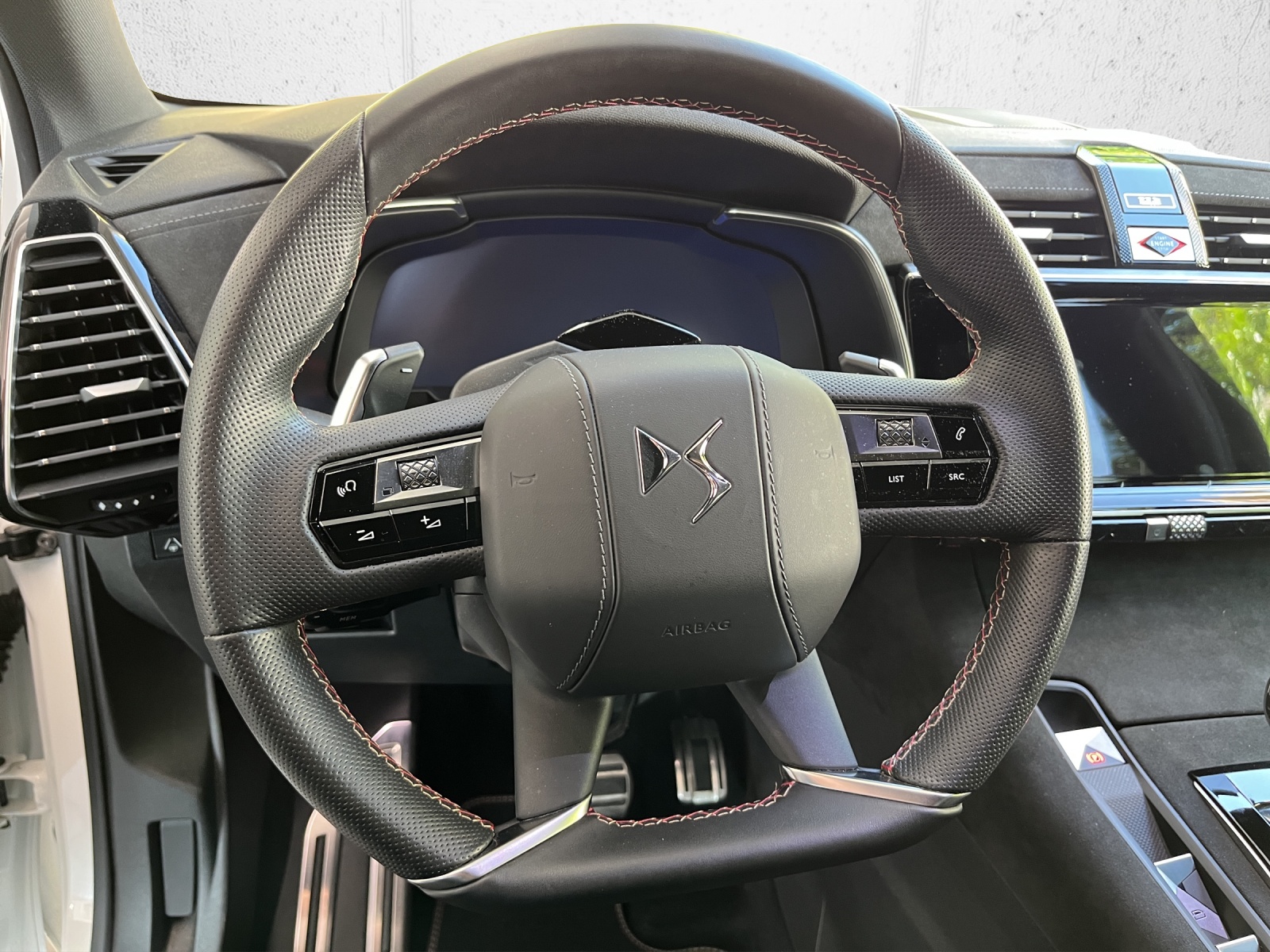 DS AUTOMOBILES DS 7 Crossback E-Tense 300 Performance Line-image-9