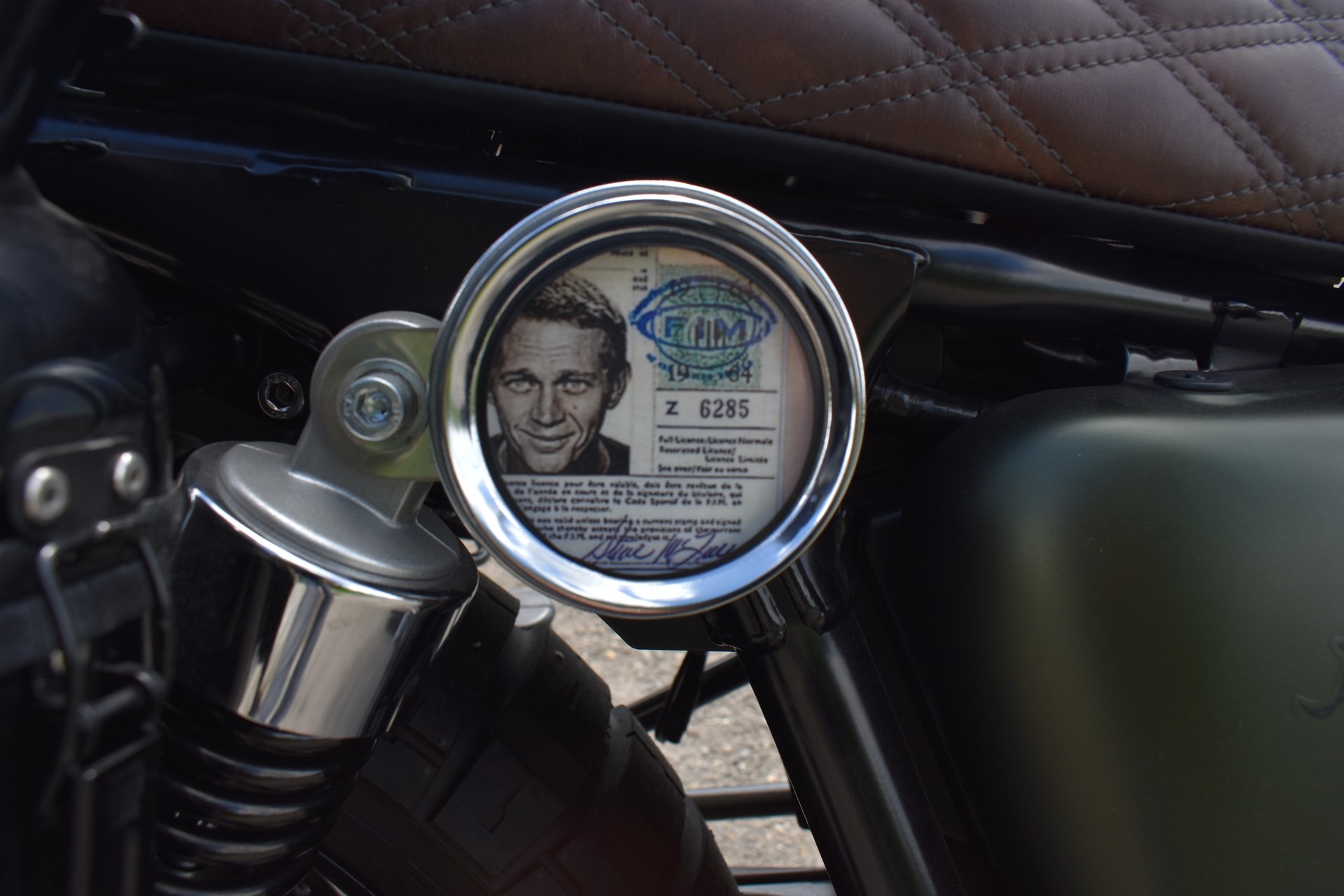 TRIUMPH Bonneville T 100 Steve McQueen Limited Edition-image-8