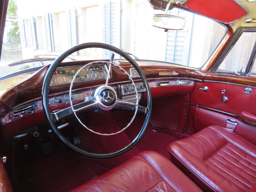 MERCEDES-BENZ 220 S-image-9