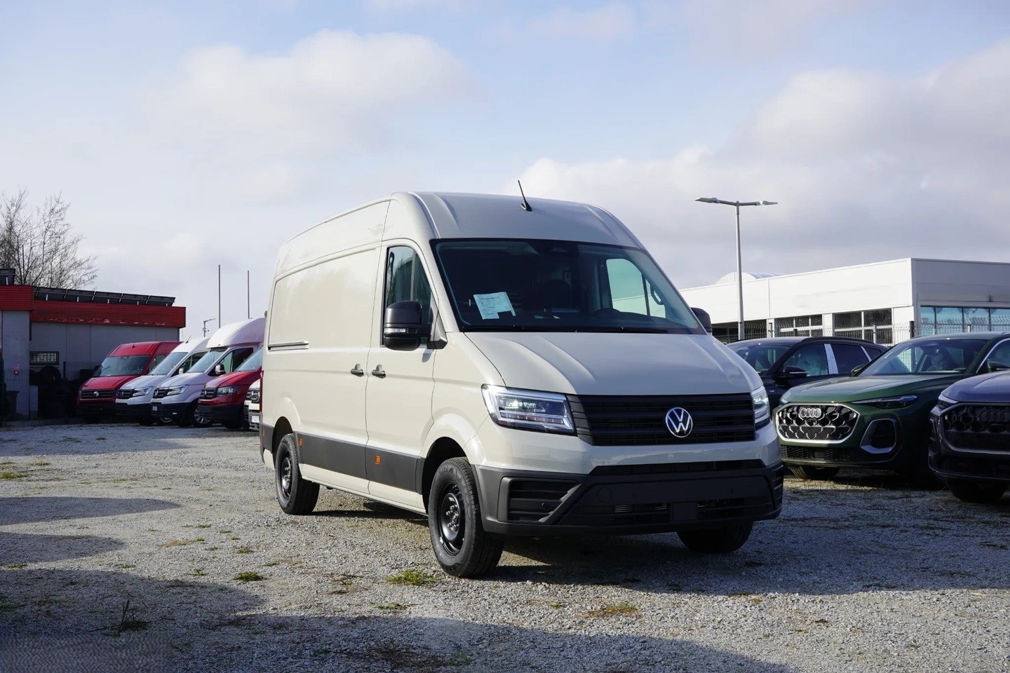 VW Crafter 35 2.0 BiTDI L3 A-showroom-element-1