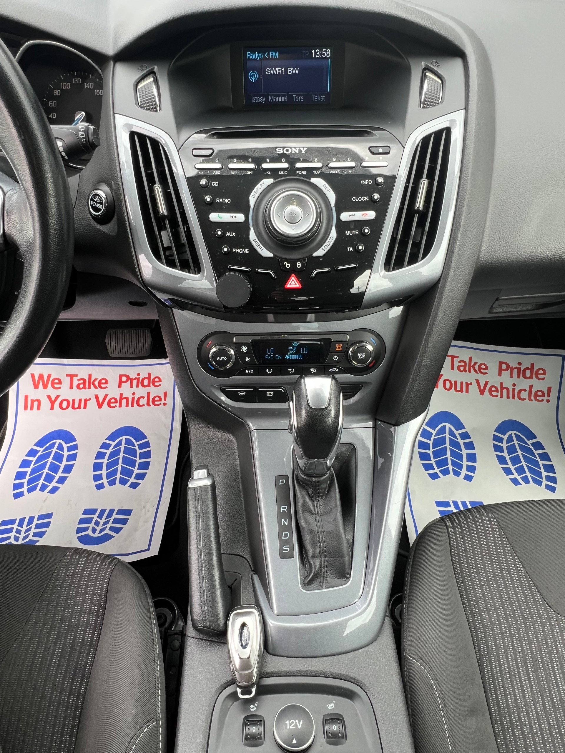 FORD Focus 1.6i VCT Titanium PowerShift-image-8