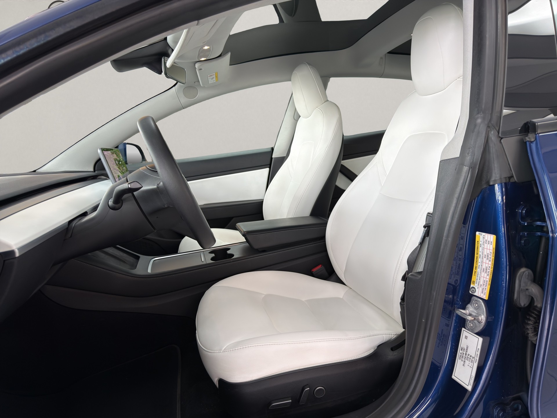 TESLA Model 3 Long Range Dual Motor AWD-image-5
