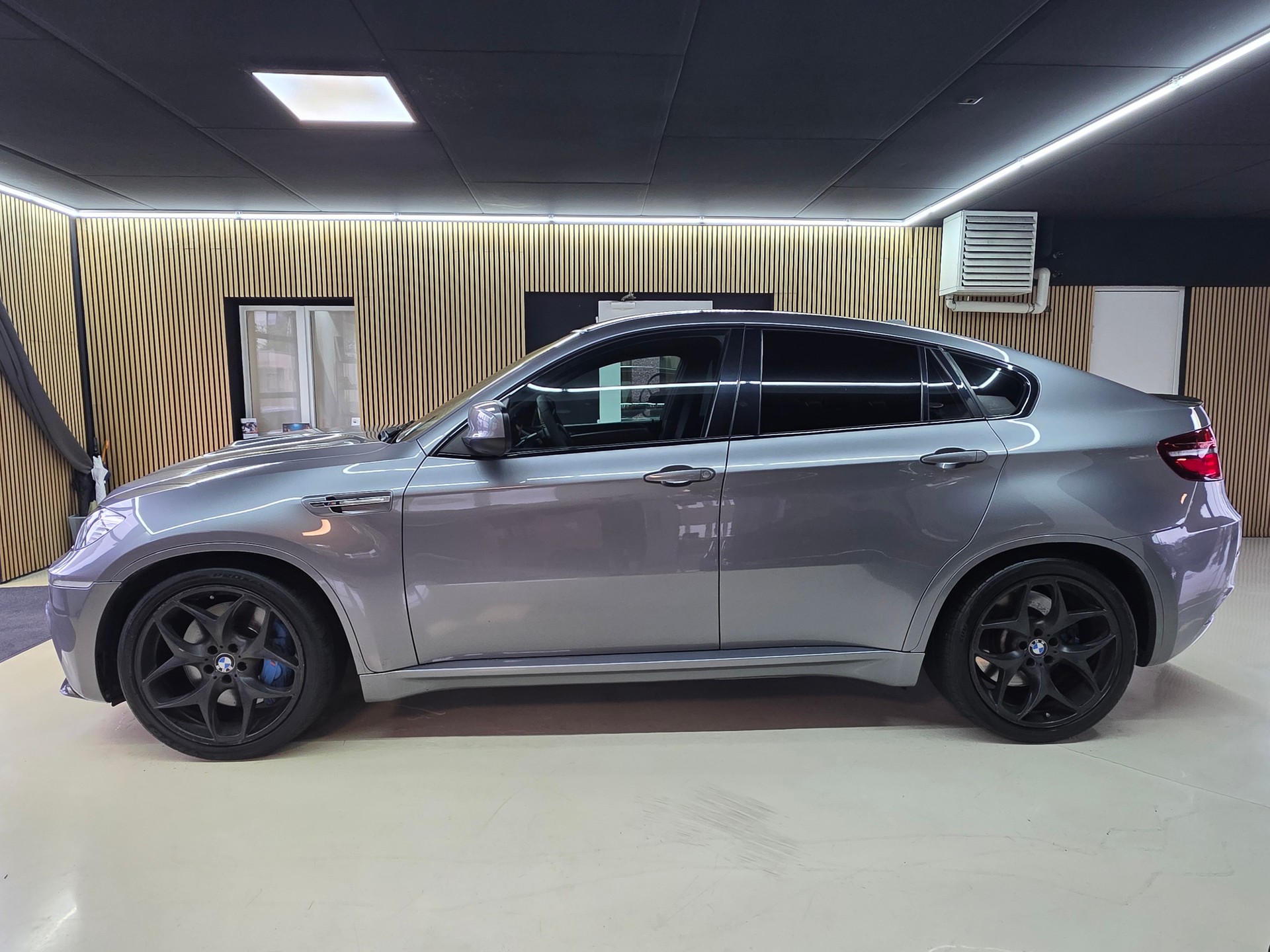 BMW X6 M Steptronic Individual-image-3