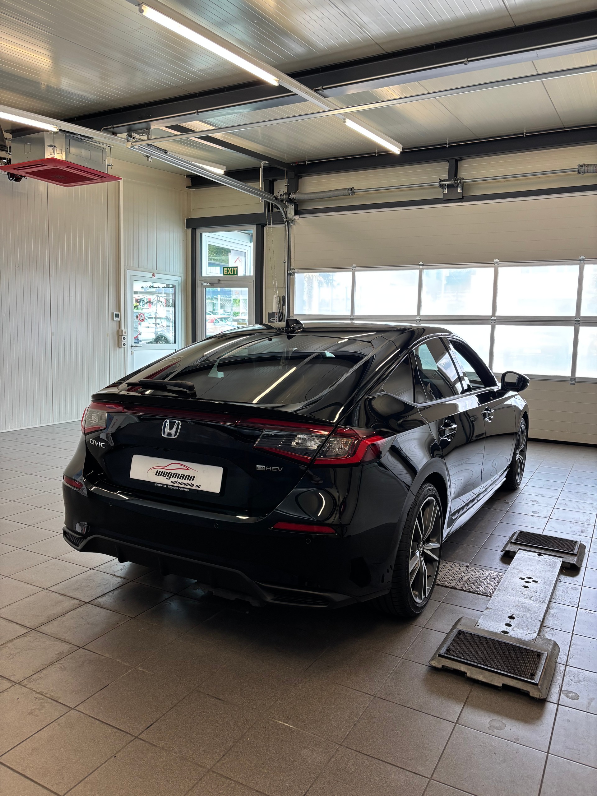 HONDA Civic 2.0 i-MMD HEV Advance-showroom-element-2