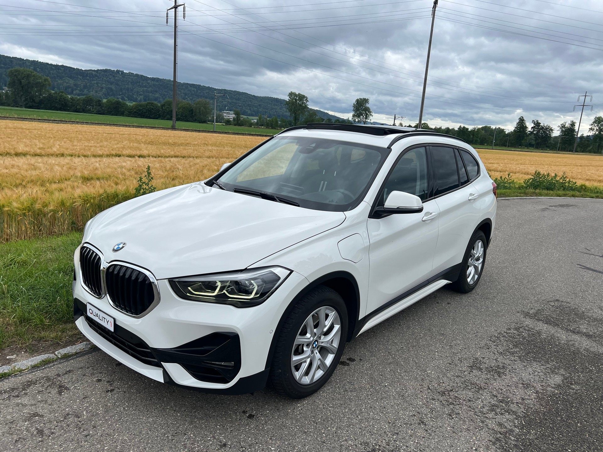 BMW X1 xDrive 25e Sport Line Steptronic-showroom-element-1