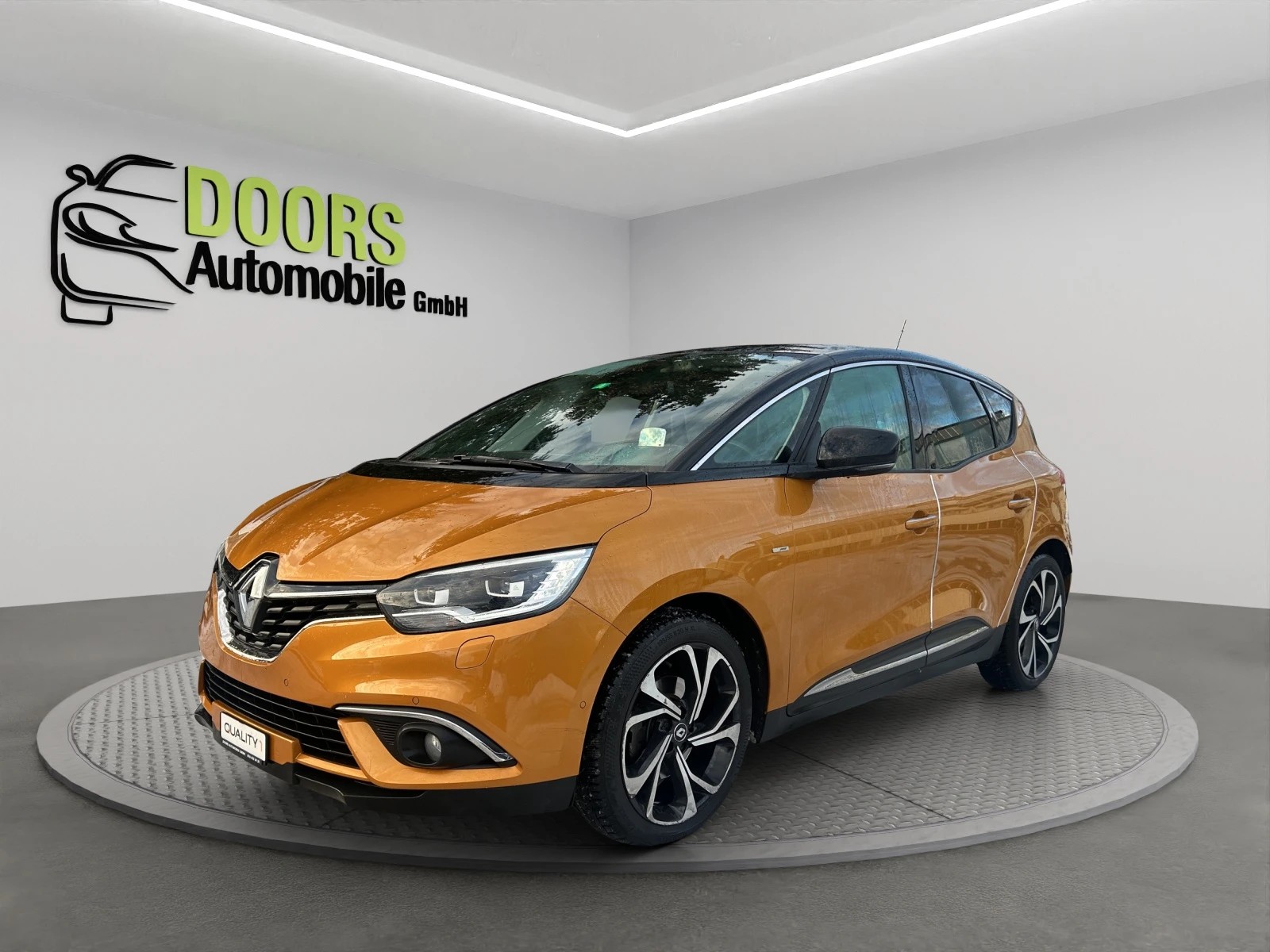 RENAULT Scénic 1.6 dCi Bose EDC-showroom-element-2