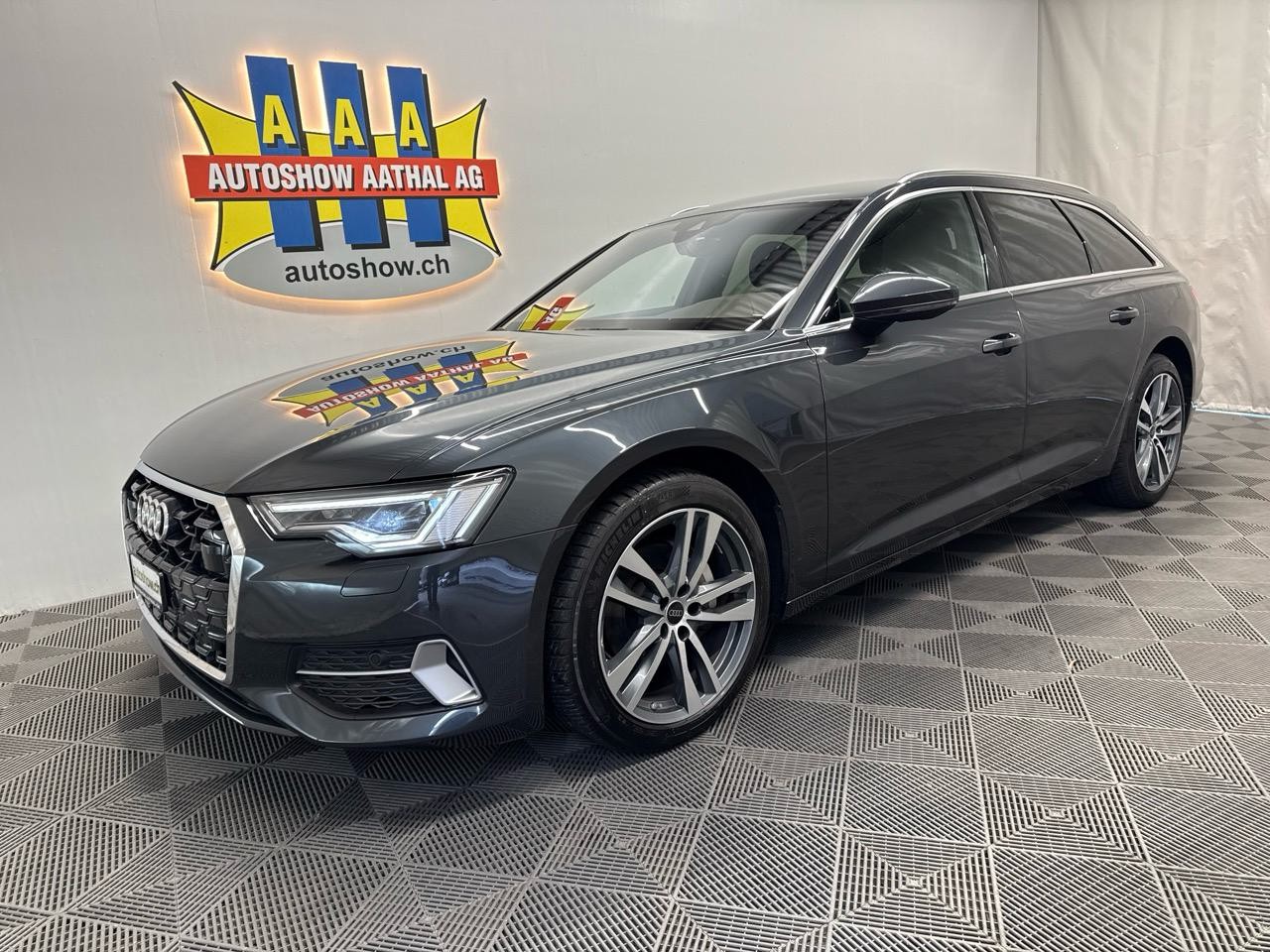 AUDI A6 Avant 40 TDI S line quattro S-tronic