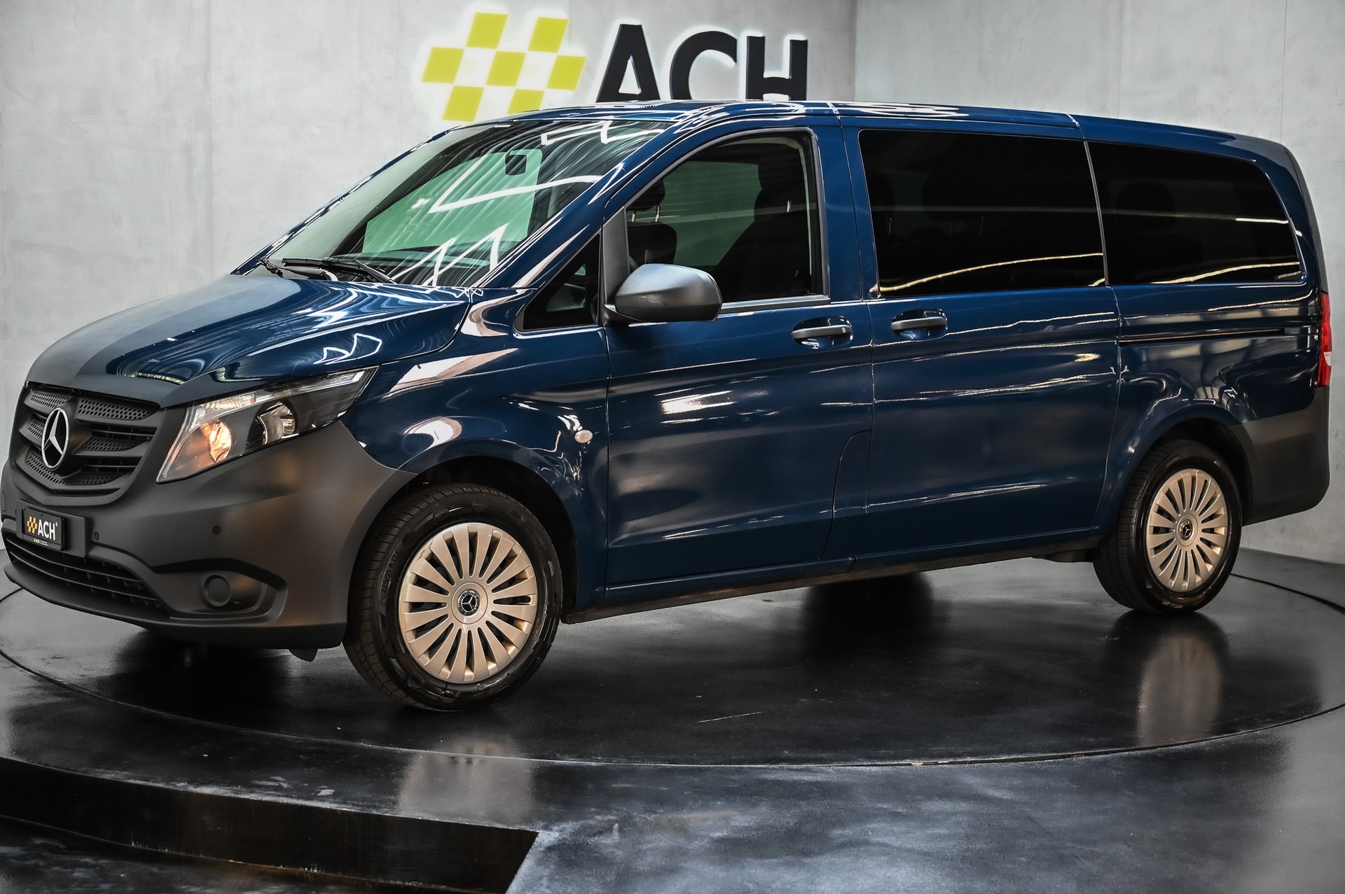 MERCEDES-BENZ Vito 116 Kombi Lang 2.0 CDI Pro-showroom-element-3