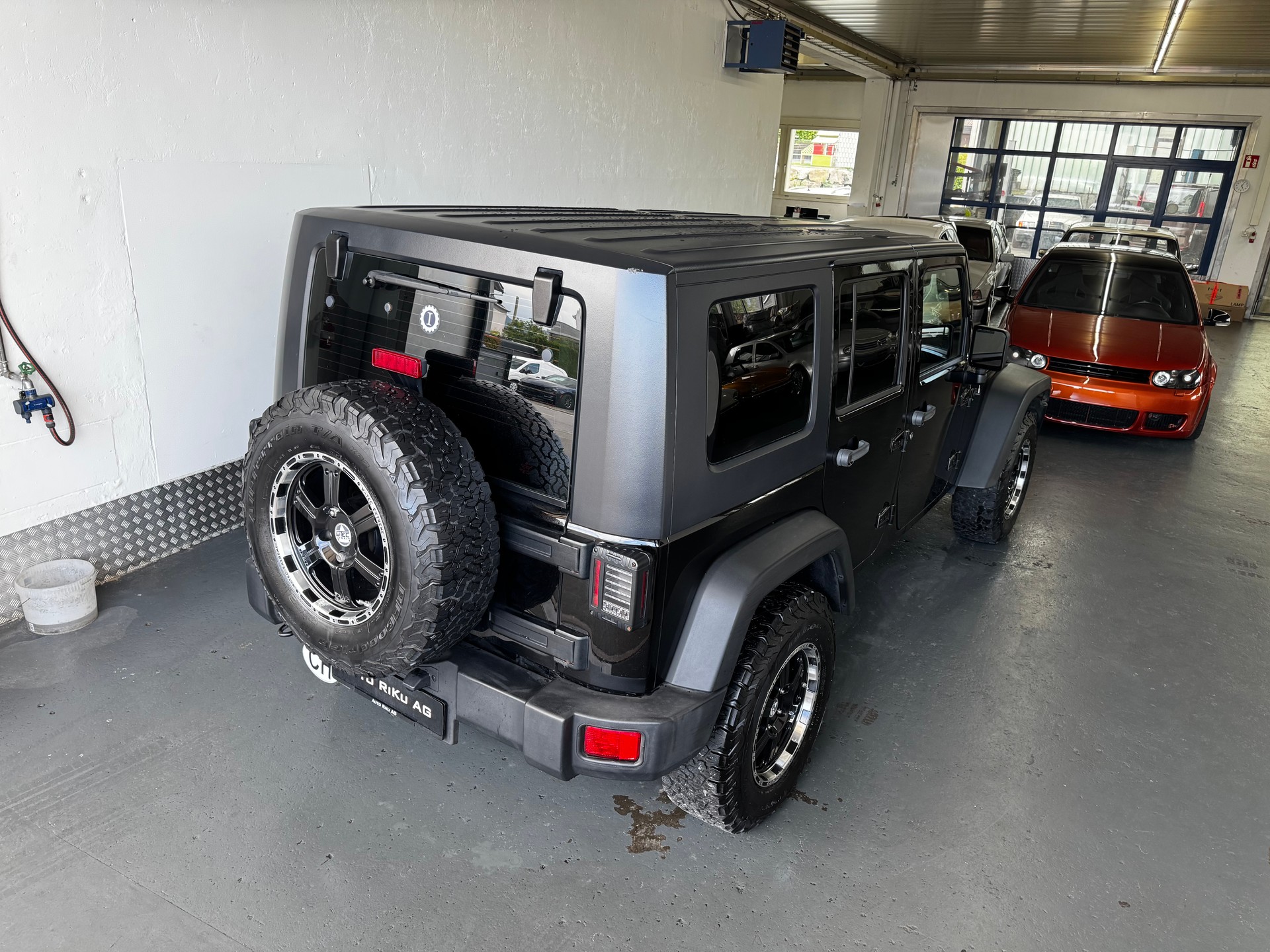 JEEP Wrangler 2.8CRD Unlimited Sport Automatic-image-7