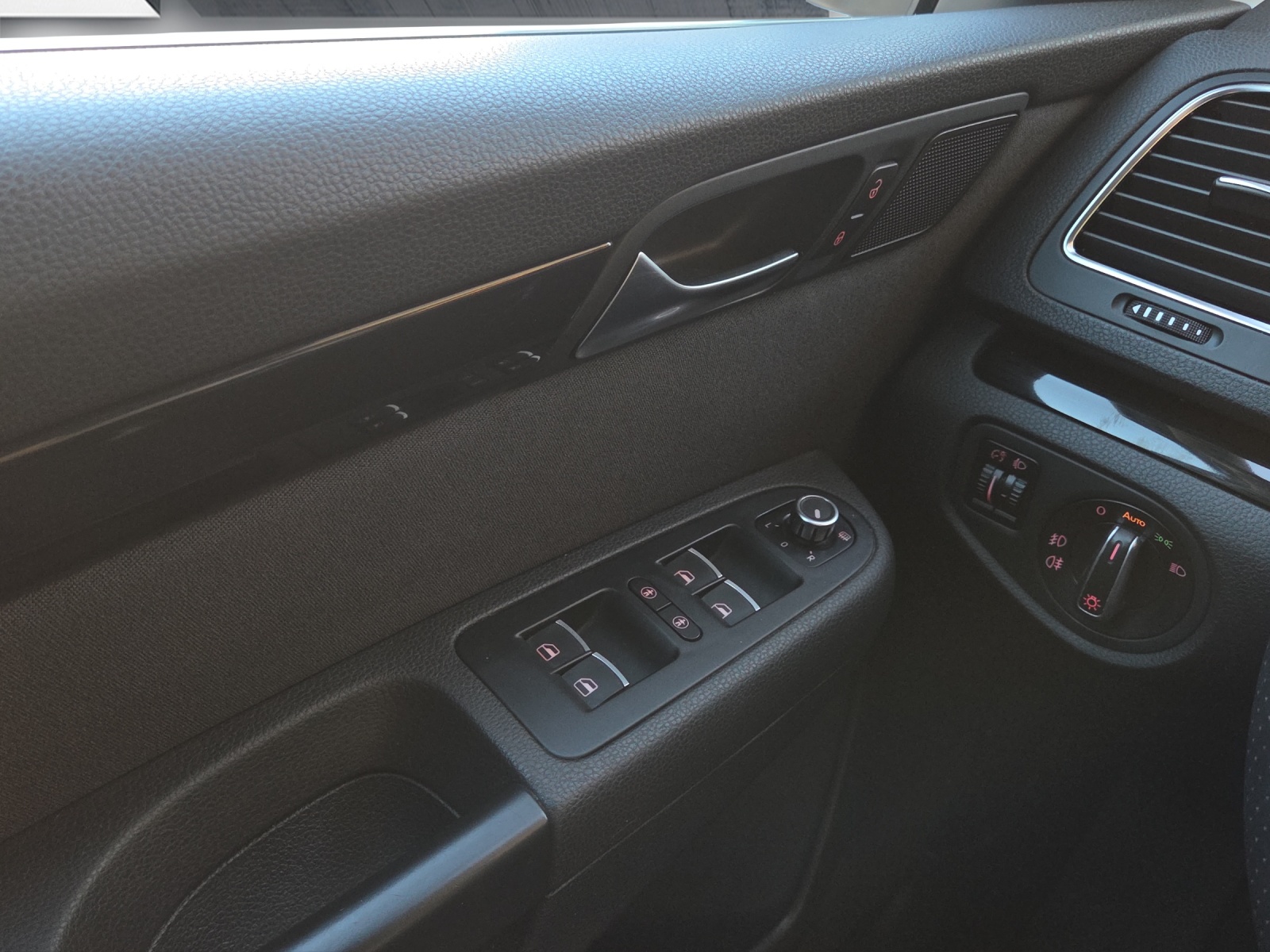 SEAT Alhambra 2.0 TDI Style Eco DSG-image-13