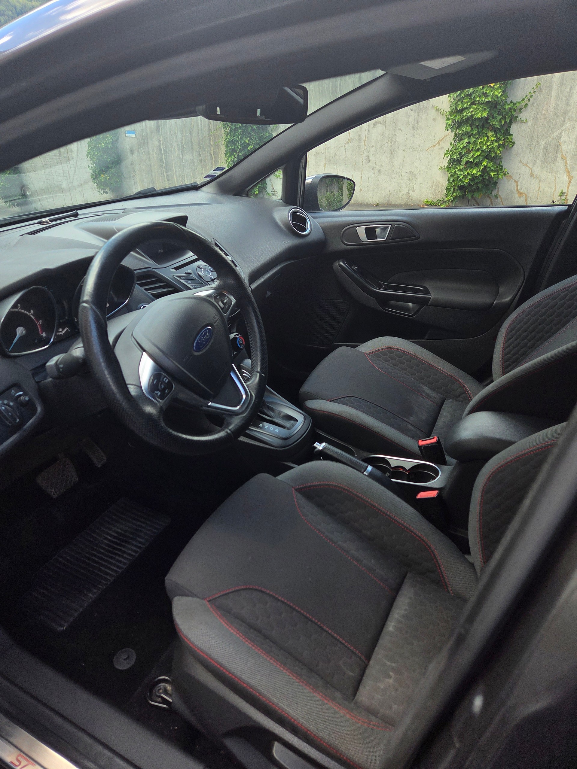 FORD Fiesta 1.0 SCTi ST Line PowerShift-image-6