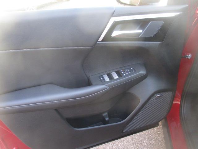 MITSUBISHI Outlander 2.4 PHEV Intense 4x4-image-14