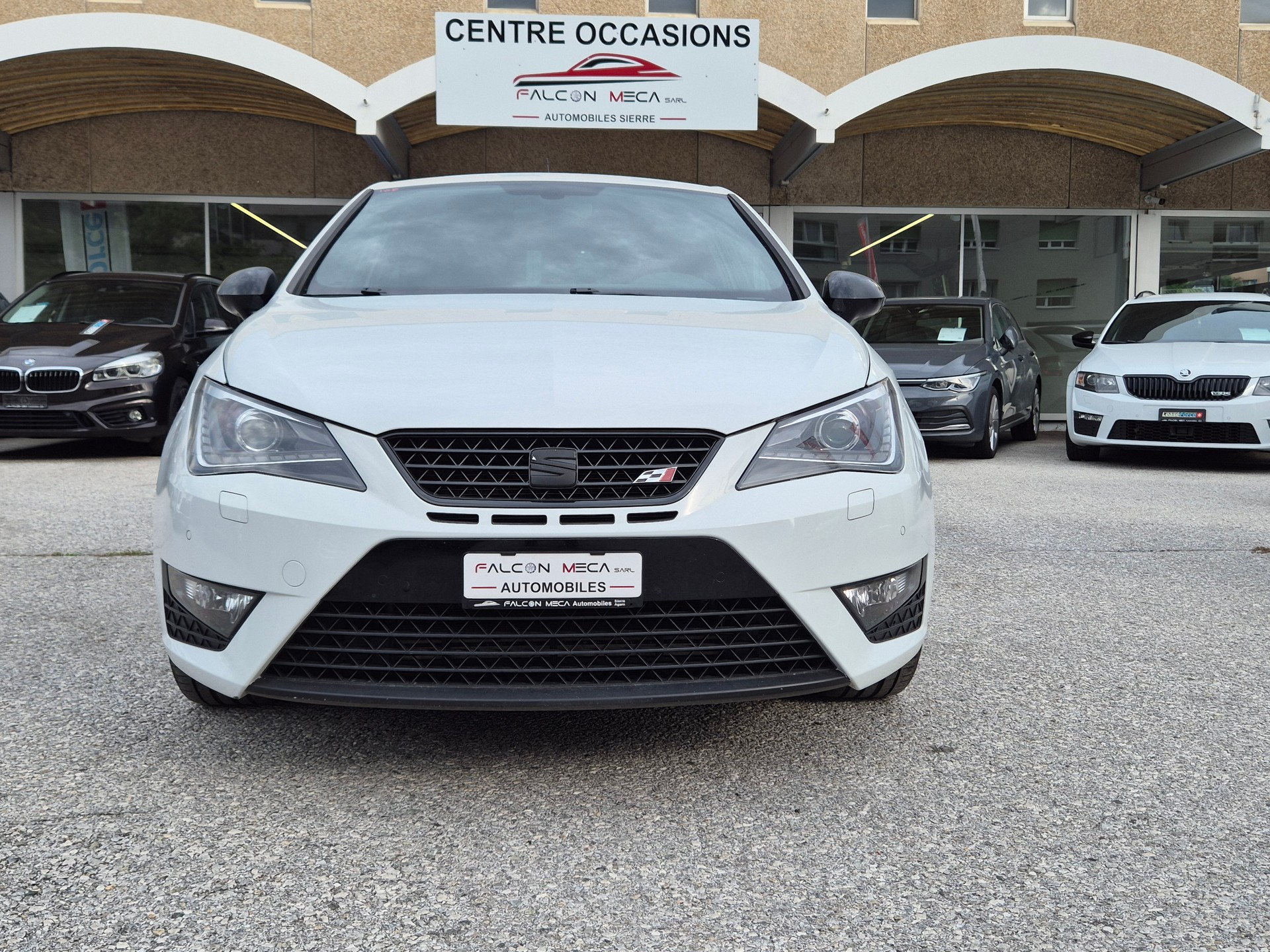 SEAT Ibiza SC 1.8 TSI Cupra-showroom-element-1