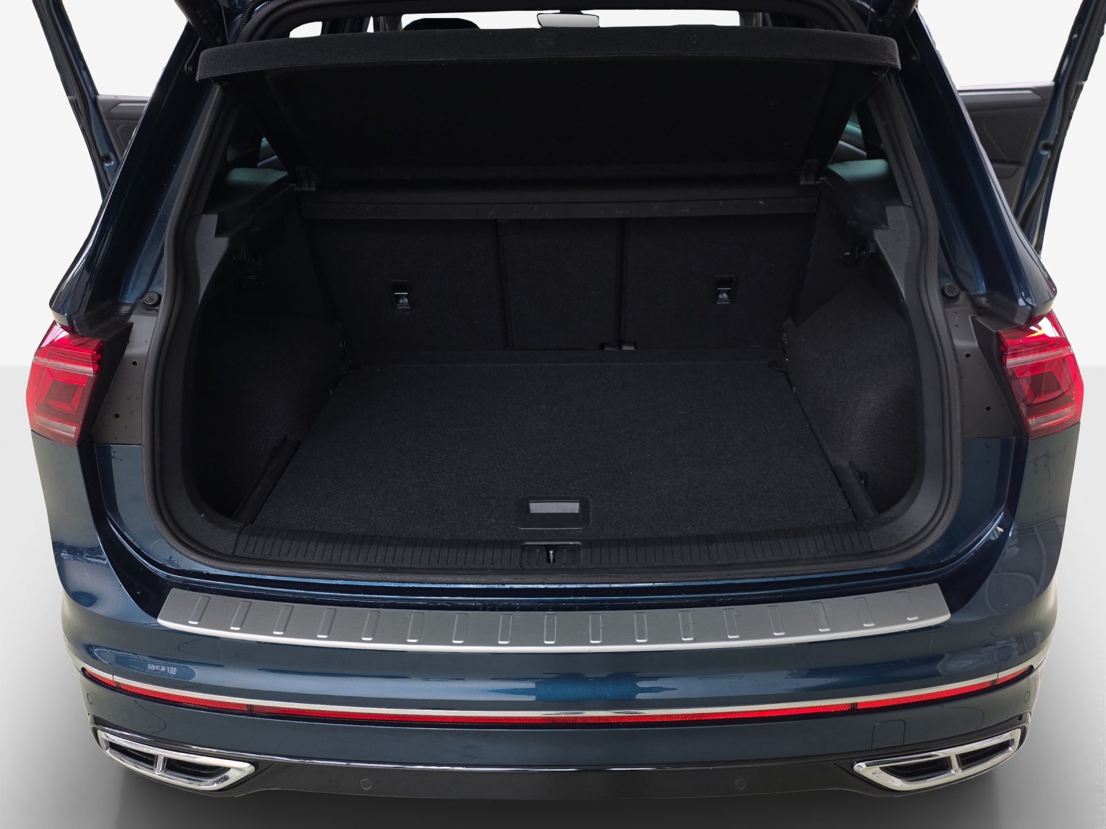 VW Tiguan 2.0TSI R-Line 4Motion DSG-image-12