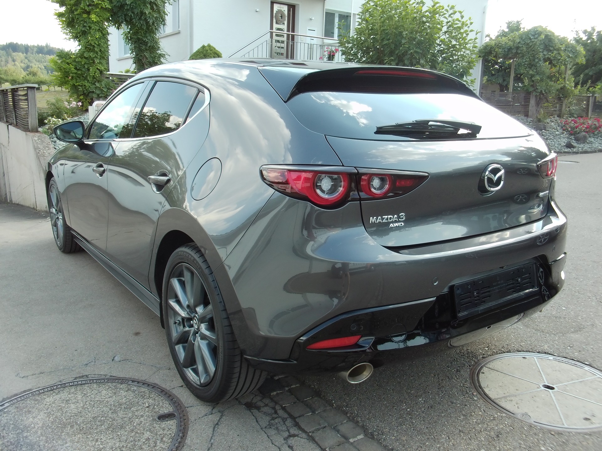 MAZDA 3 Hatchback SKYACTIV-X MHybrid 186 Revolution AWD Automat-image-3