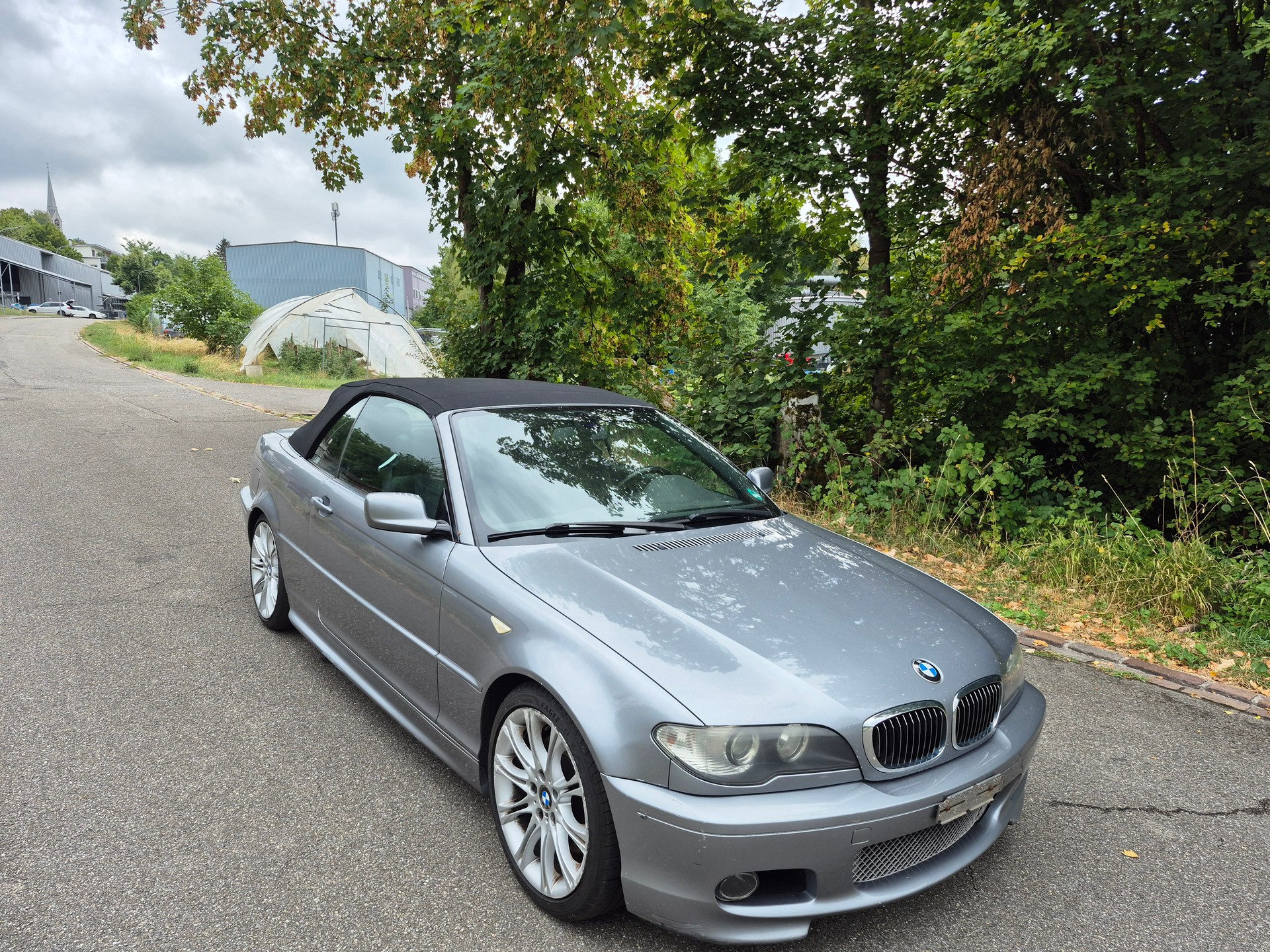 BMW 330Ci Cabriolet-image-3