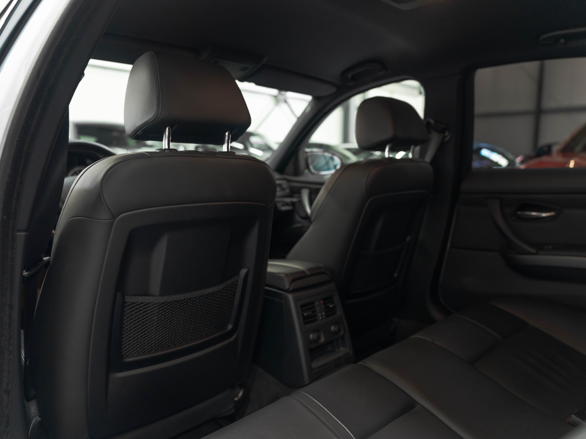 BMW M3 DSG-image-10