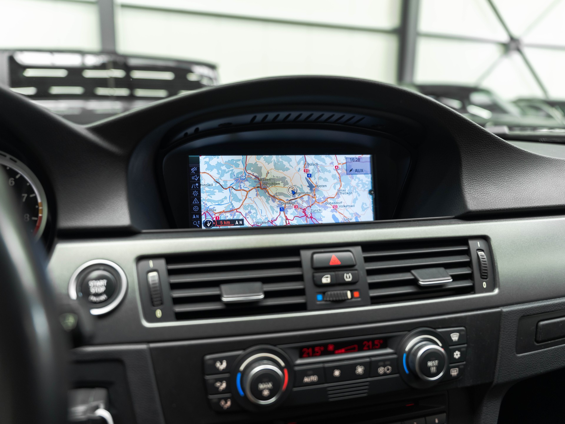 BMW M3 DSG-image-25