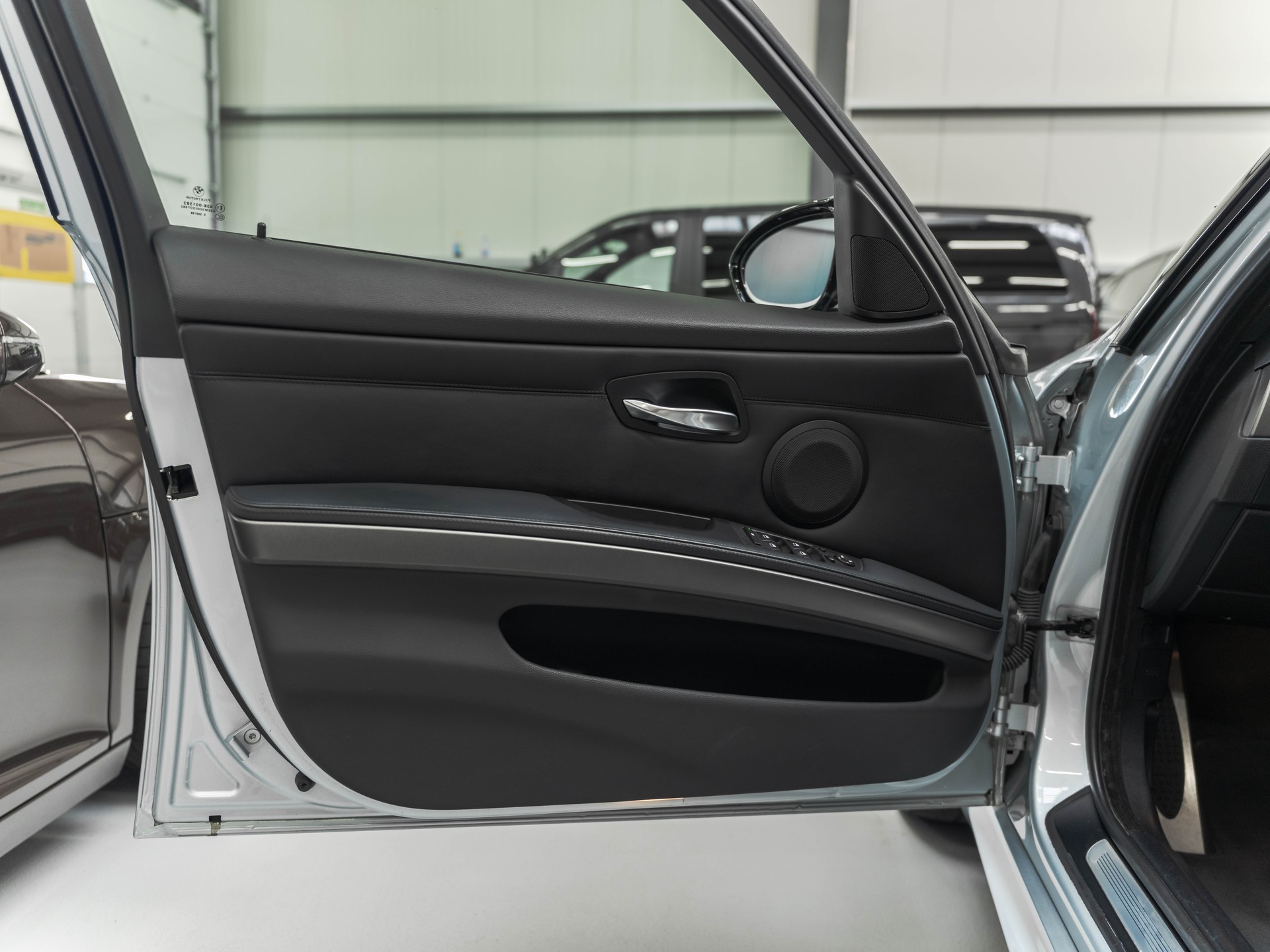 BMW M3 DSG-image-17