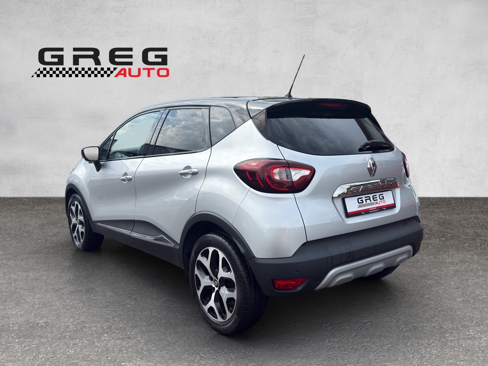 RENAULT Captur 1.3 T 16V Intens EDC-showroom-element-2