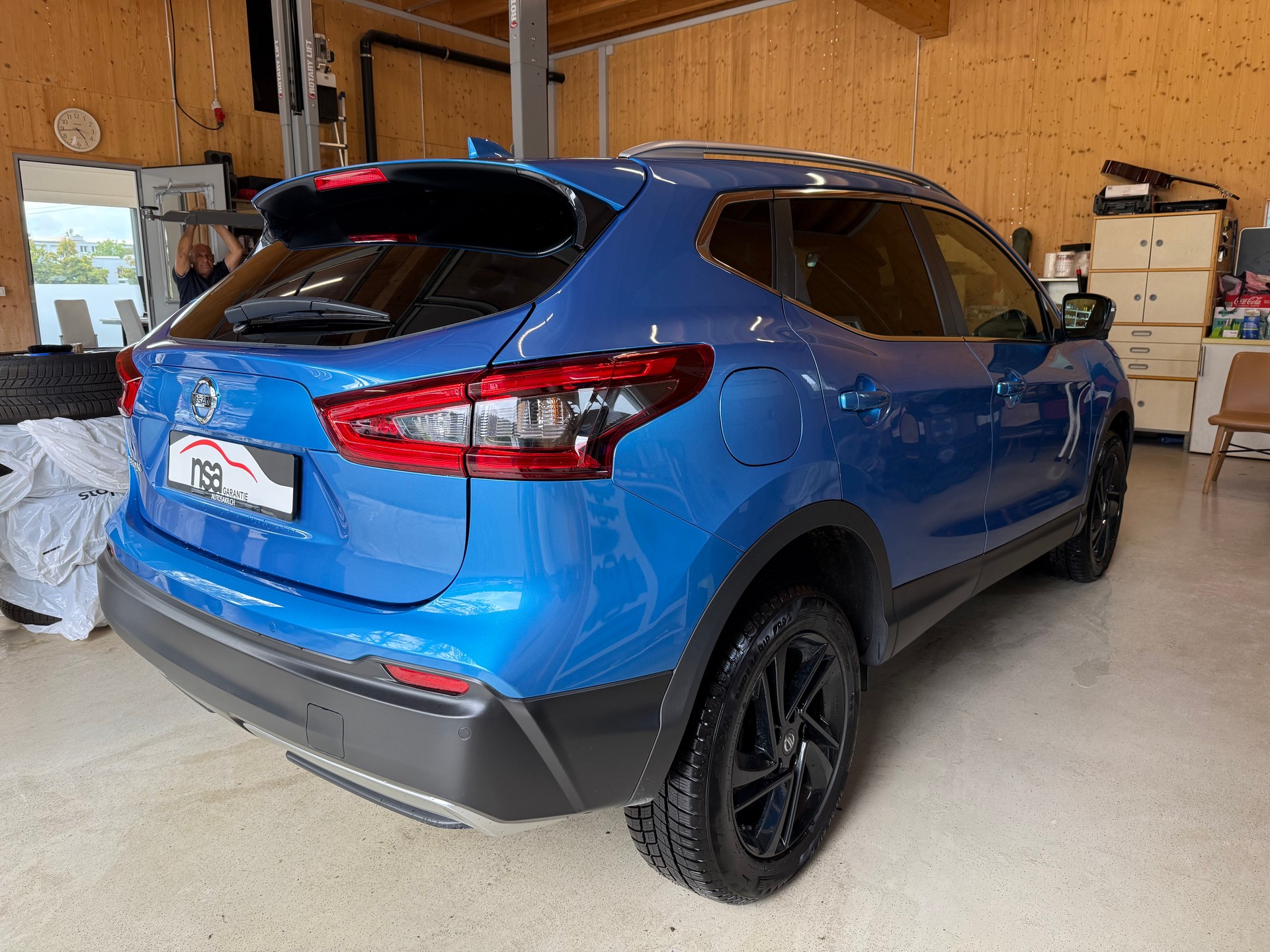 NISSAN Qashqai 1.7 dCi tekna+ Xtronic ALL-MODE 4x4-showroom-element-3