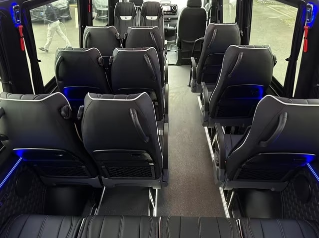 MERCEDES-BENZ Sprinter 417 CDI Lang 16+1 mit Kamera und Heizung-image-15