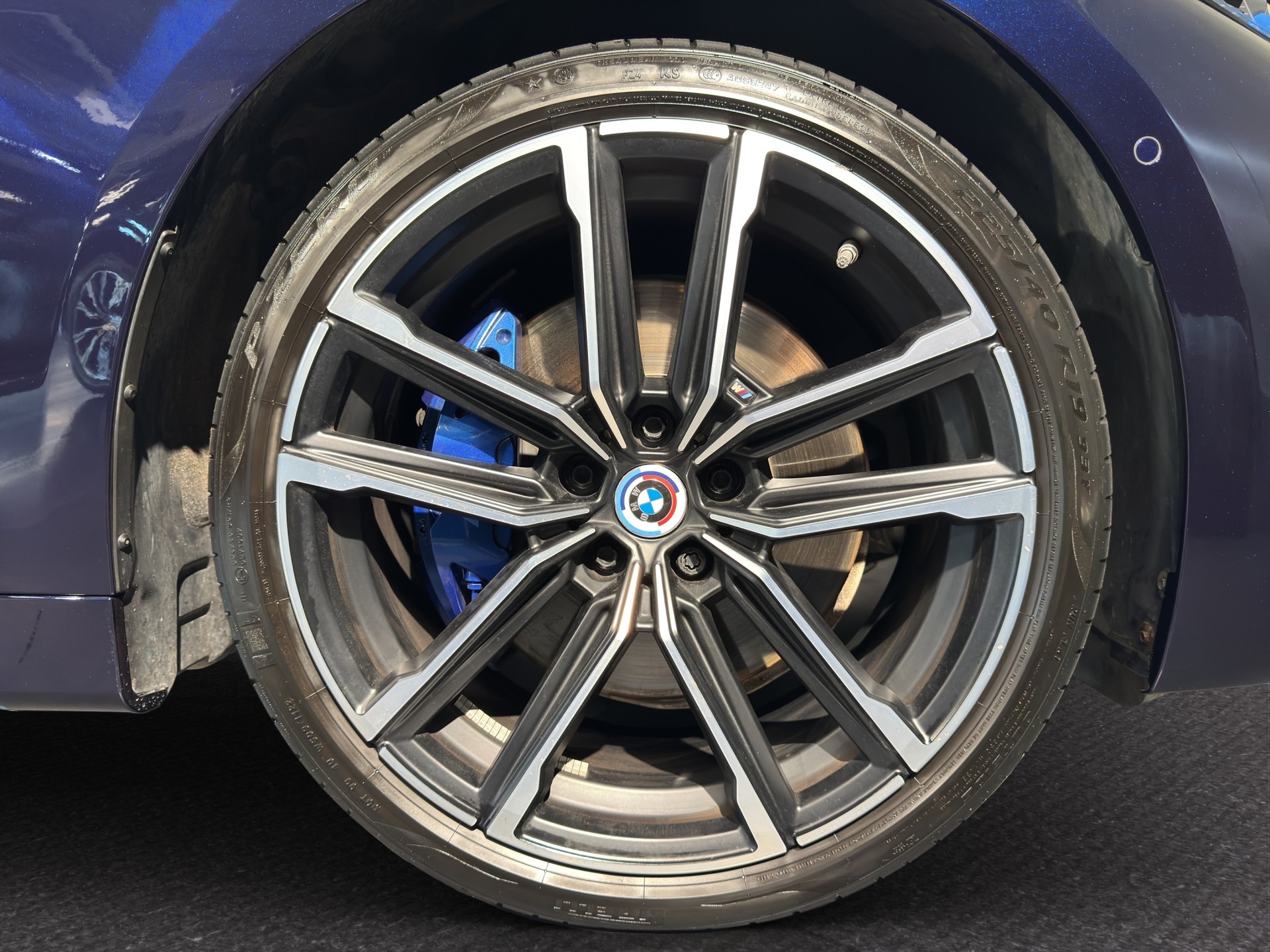 BMW M440i xDrive Cabrio-image-14