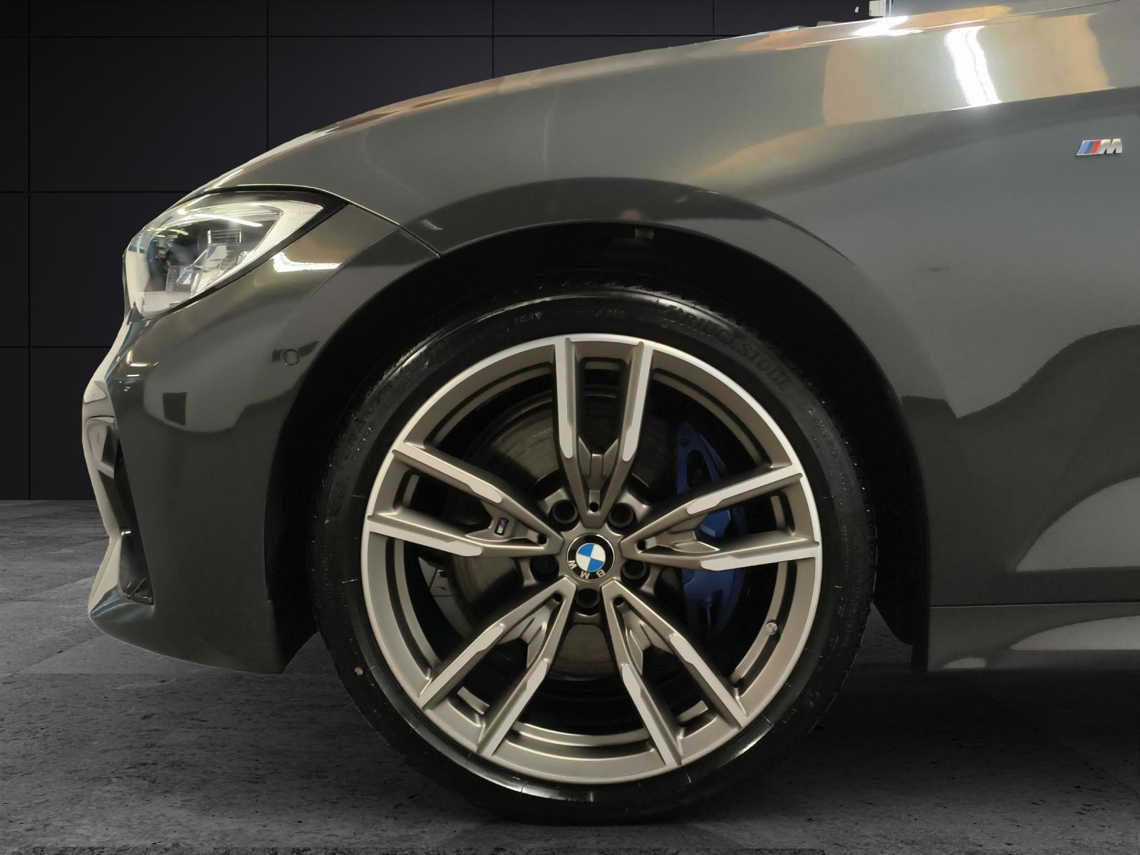 BMW M340i xDrive Limousine-image-8