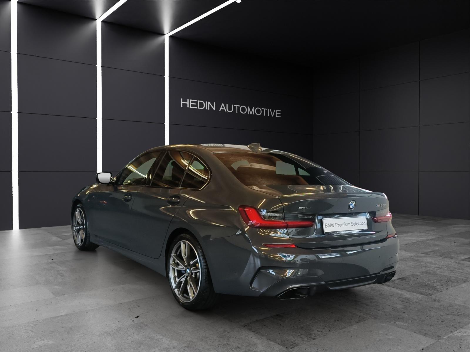 BMW M340i xDrive Limousine-showroom-element-2