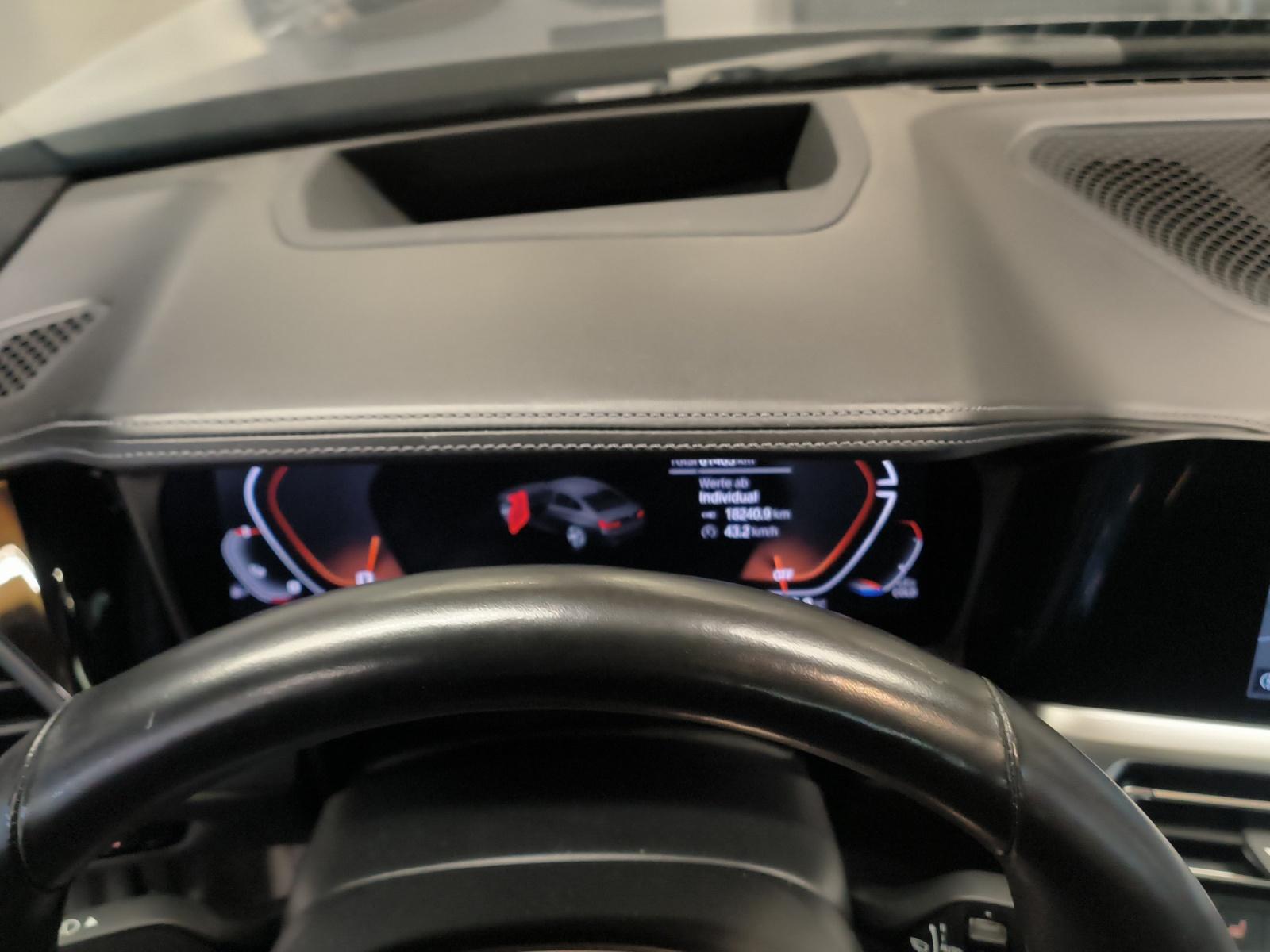 BMW M340i xDrive Limousine-image-22