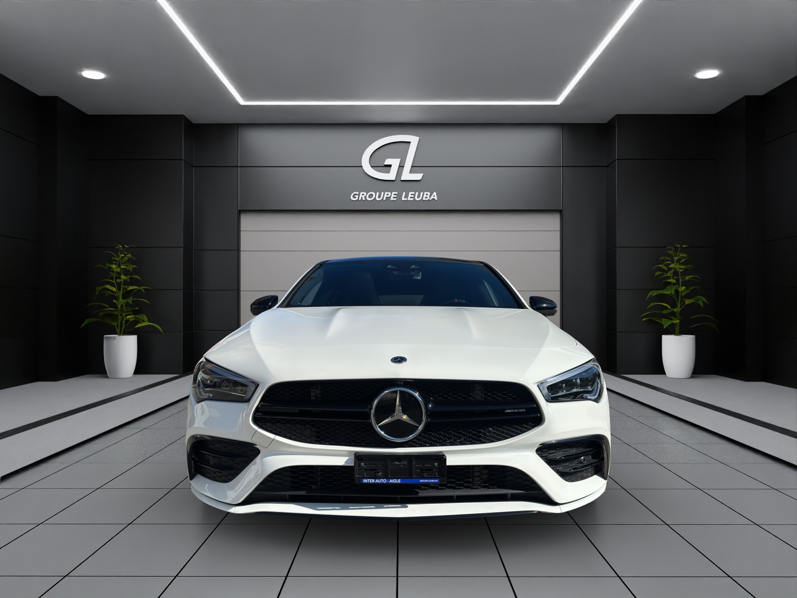 MERCEDES-BENZ CLA 35 AMG 4Matic-showroom-element-1