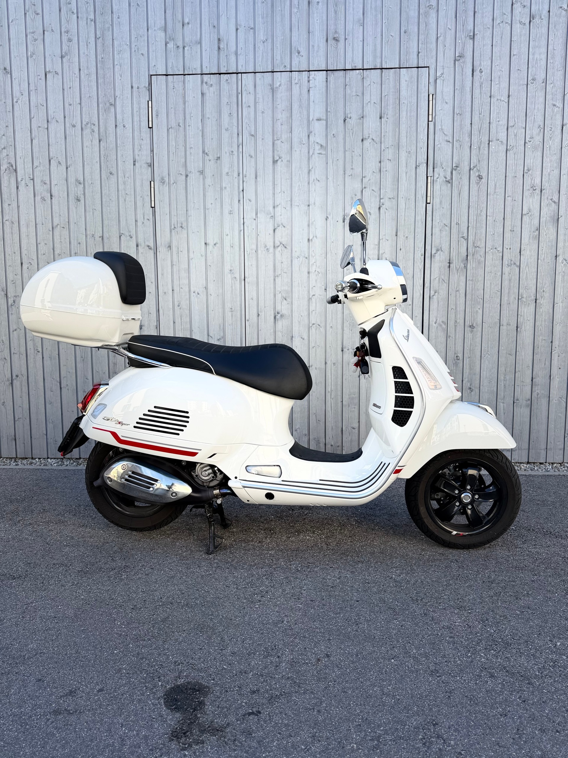 PIAGGIO Vespa GTS 300 ABS-image-0