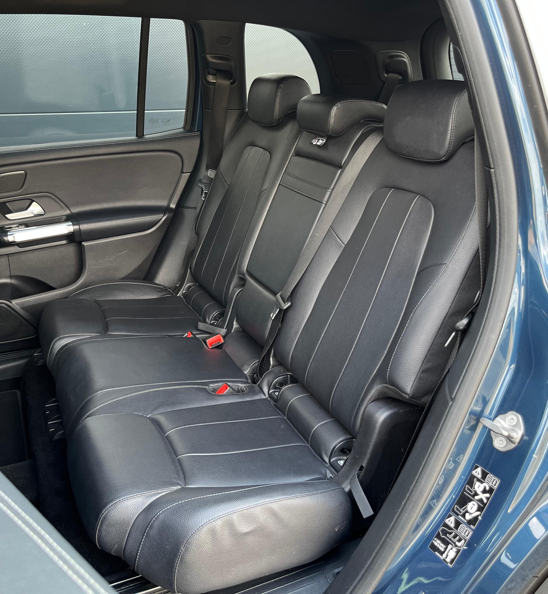 MERCEDES-BENZ GLB 250 4Matic Progressive 8G-Tronic-image-14